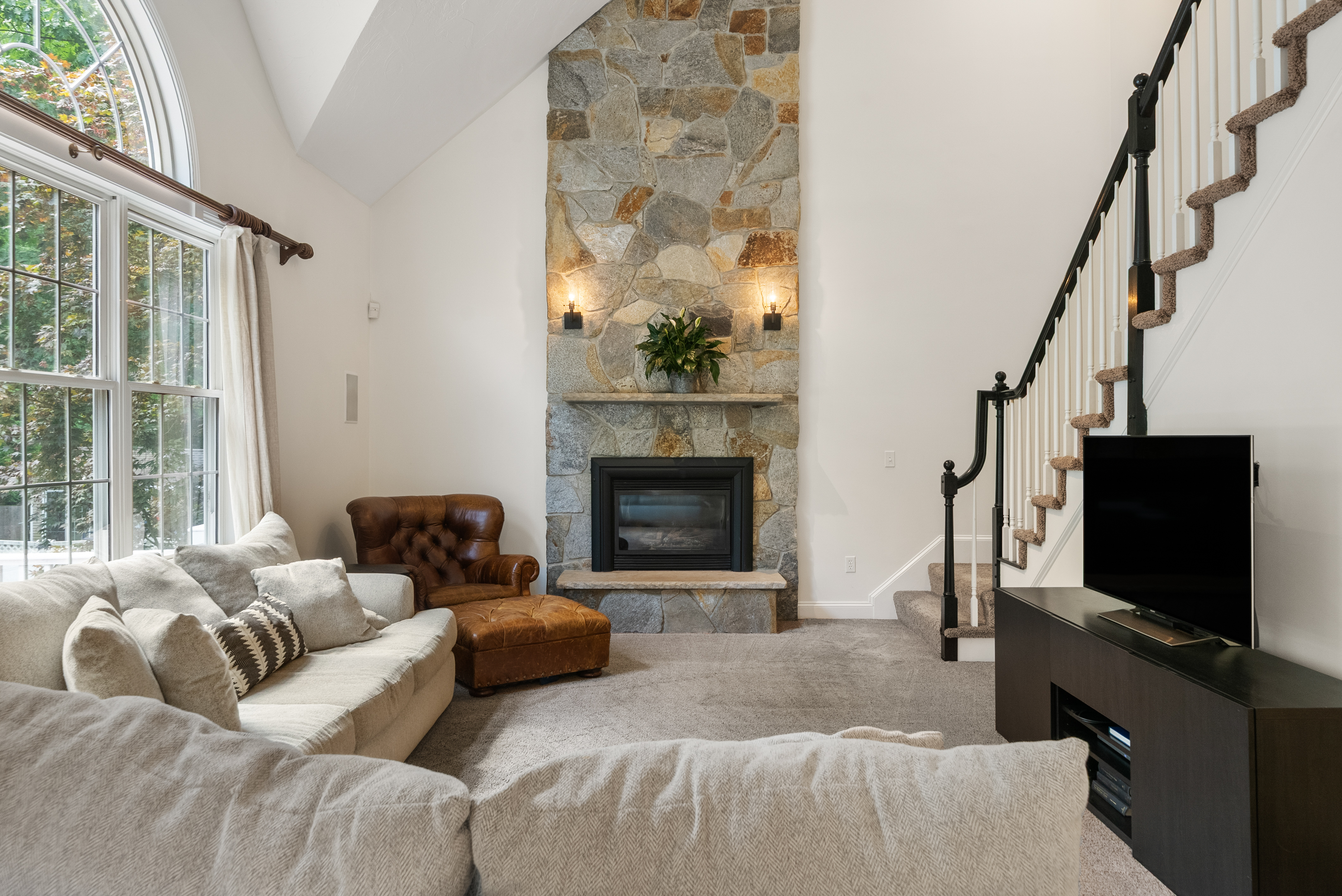  74 Grist Mill Road, Littleton, MA, 01460 - 物件實景