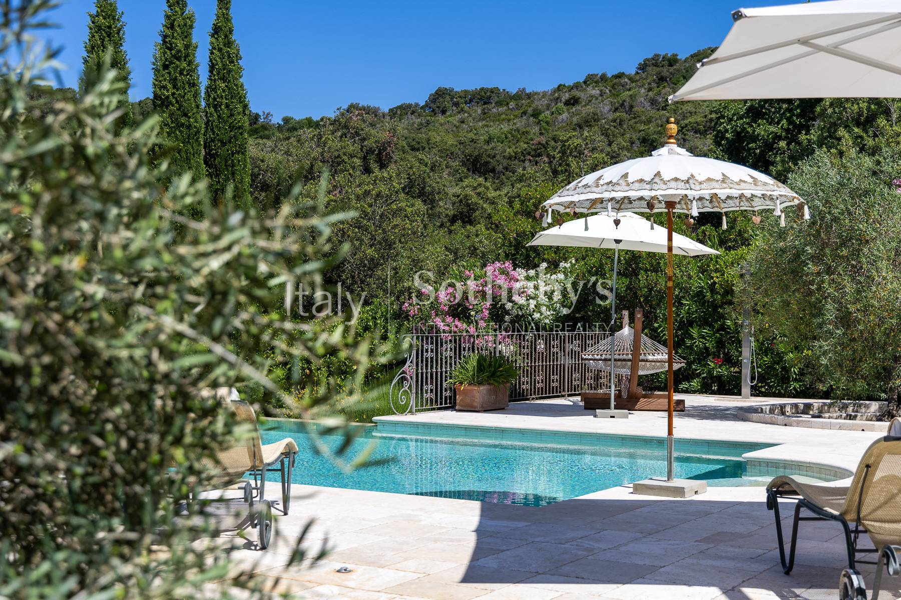  Elegant villa with swimming pool in Punta Ala - 物件實景