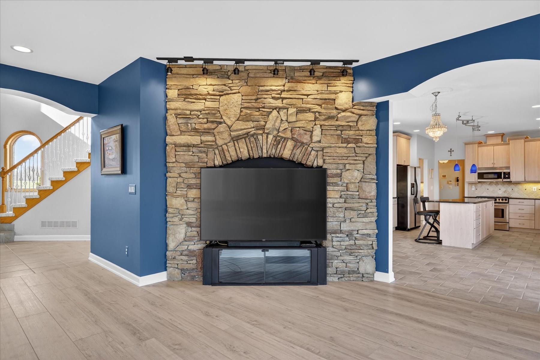  Groveland Township - 物件實景