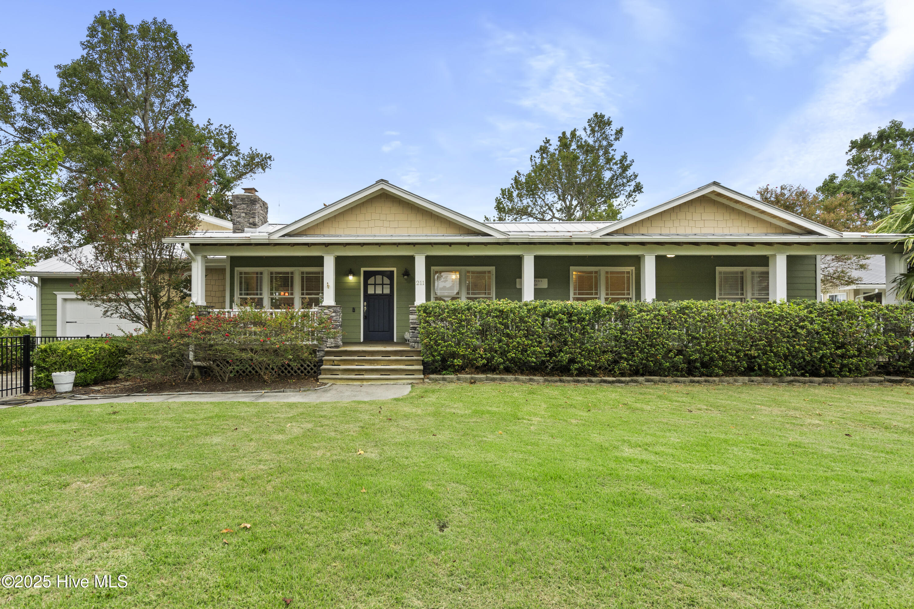 Sneads Ferry, North Carolina, 28460, United States, 4 Bedrooms Bedrooms, ,3 BathroomsBathrooms,Residential,For Sale,1947068