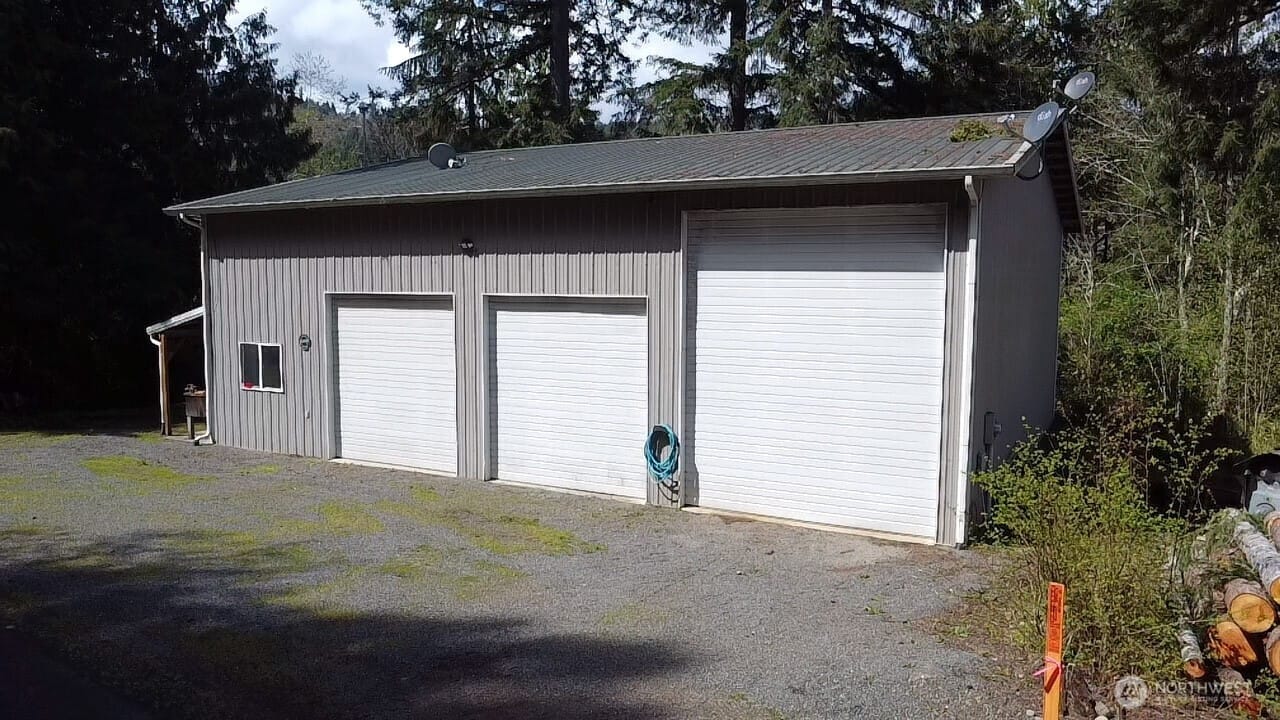 Brinnon, Washington, 98320, United States, 2 Bedrooms Bedrooms, ,Residential,For Sale,1771053