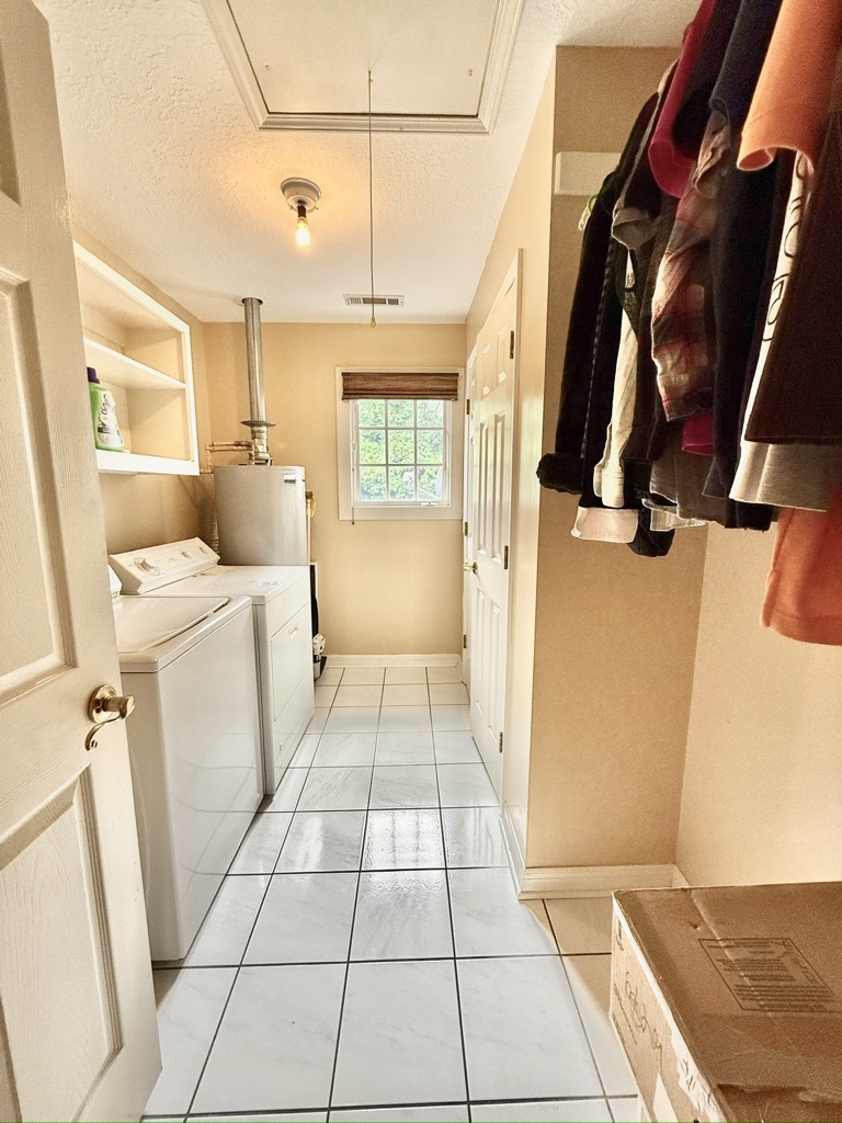 Union City, Tennessee, 38261, United States, 5 Bedrooms Bedrooms, ,6 BathroomsBathrooms,Residential,For Sale,1974158