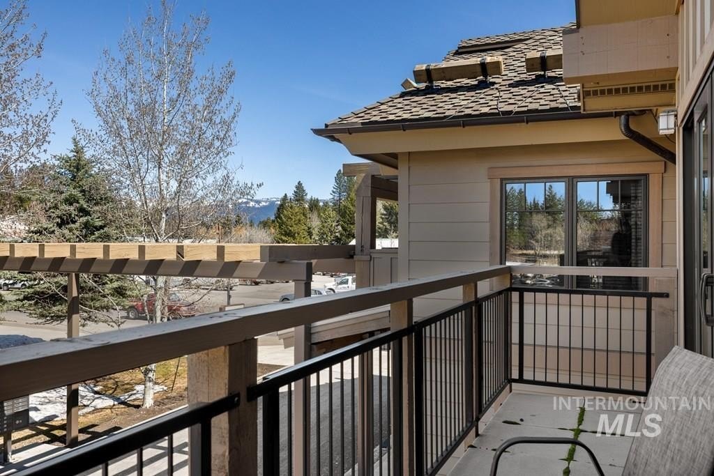 McCall, Idaho, 83638, United States, 2 Bedrooms Bedrooms, ,2 BathroomsBathrooms,Residential,For Sale,1979037