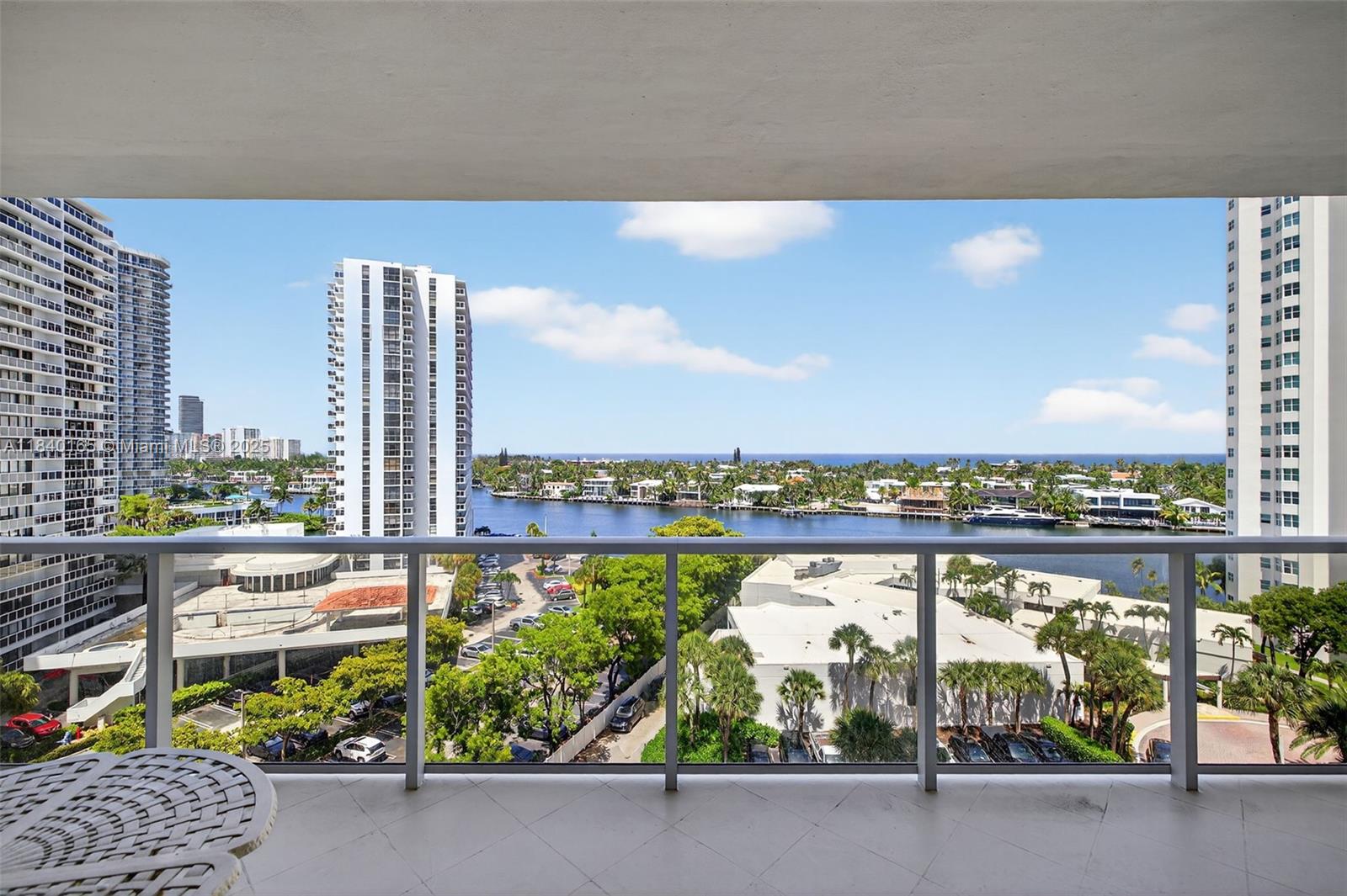 Aventura, Florida, 33180, United States, 2 Bedrooms Bedrooms, ,2 BathroomsBathrooms,Residential,For Sale,1897536
