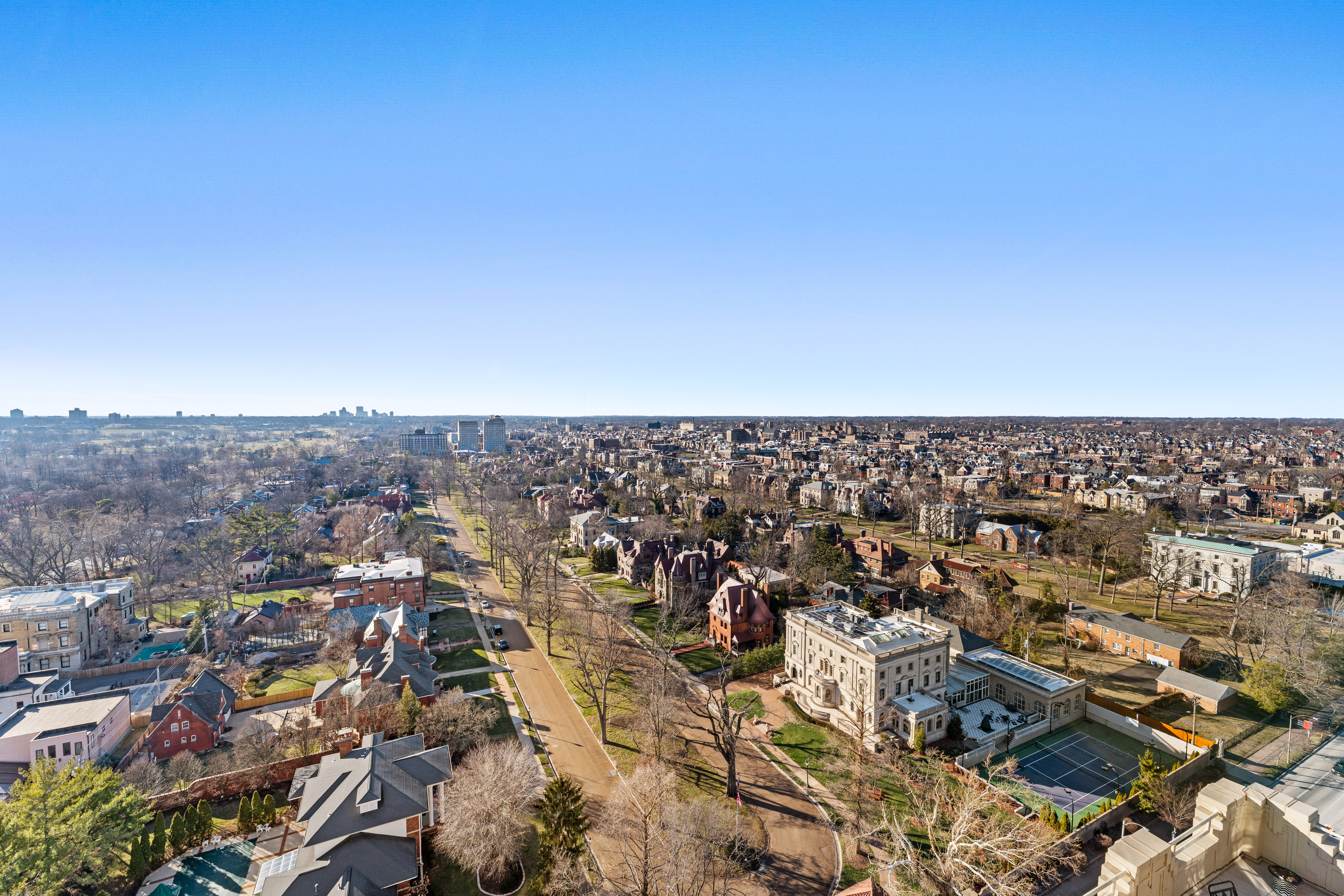  Stunning City Living with Unmatched Views and Luxury Amenities - 物件實景