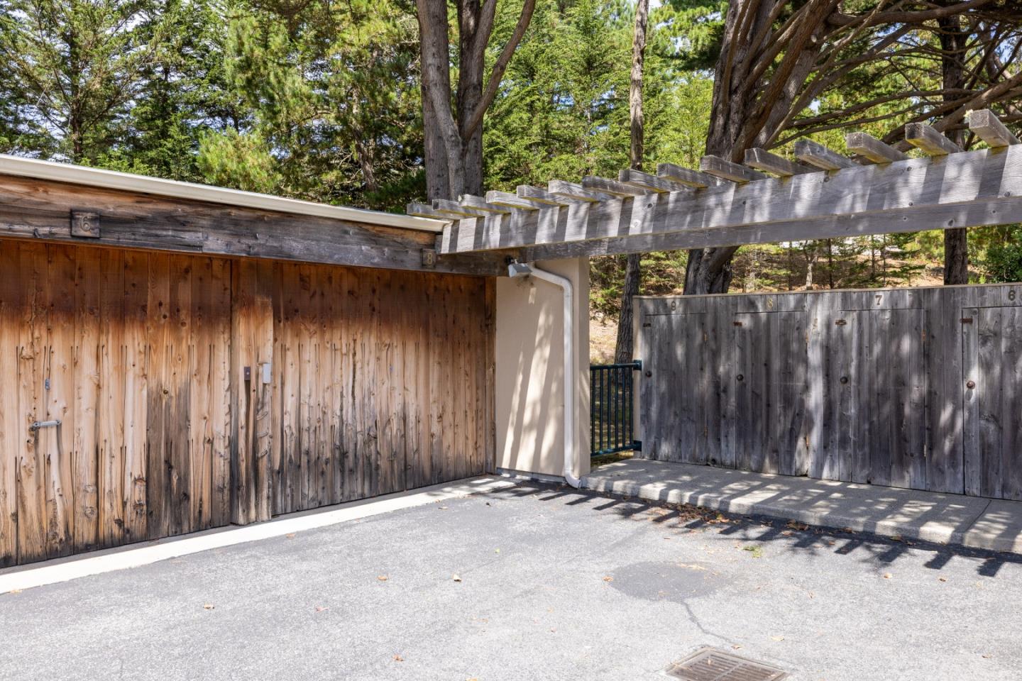 Carmel, California, 93923, United States, 3 Bedrooms Bedrooms, ,2 BathroomsBathrooms,Residential,For Sale,1901917