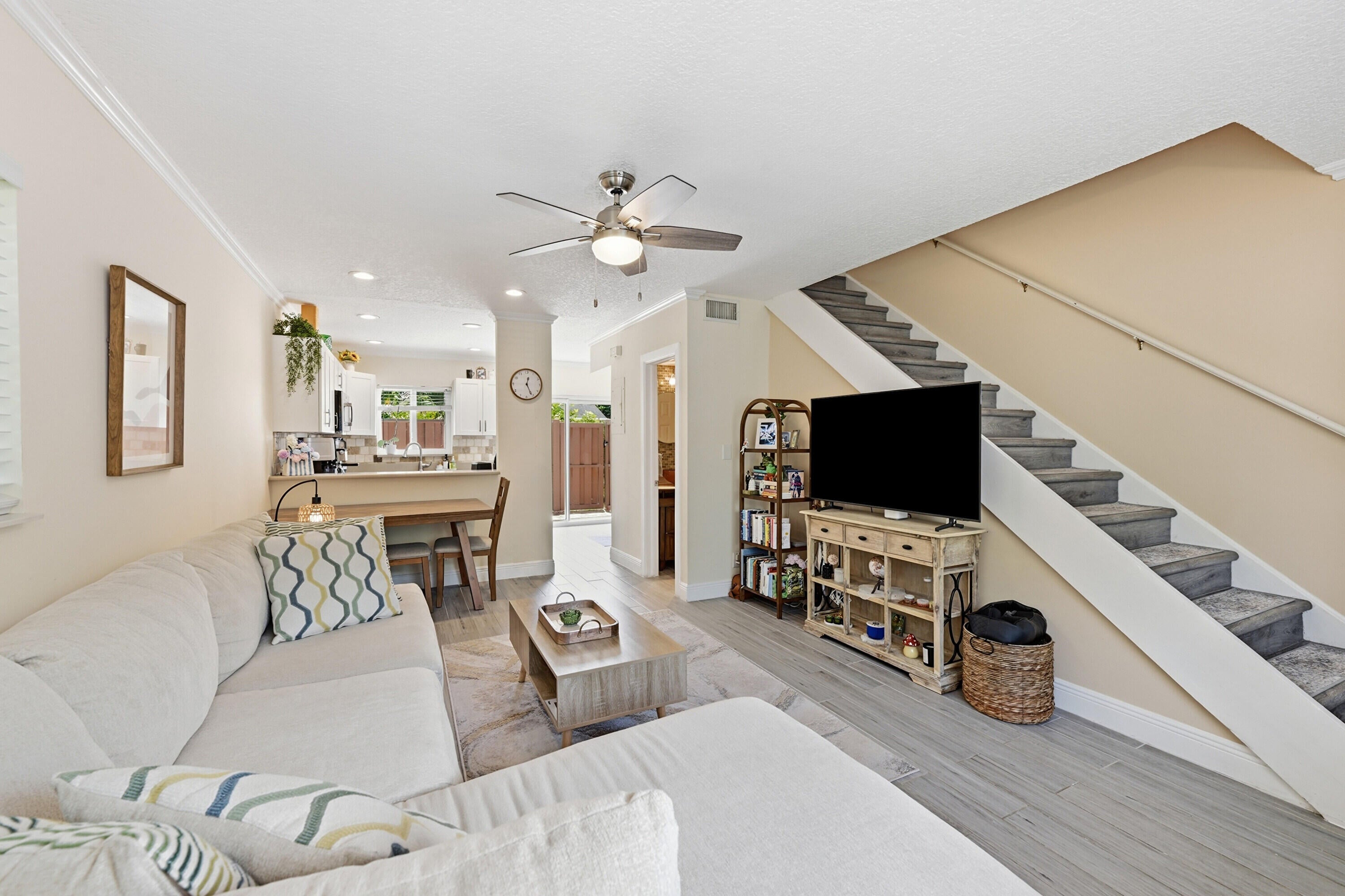 20th Ct, Wilton Manors, FL 33305