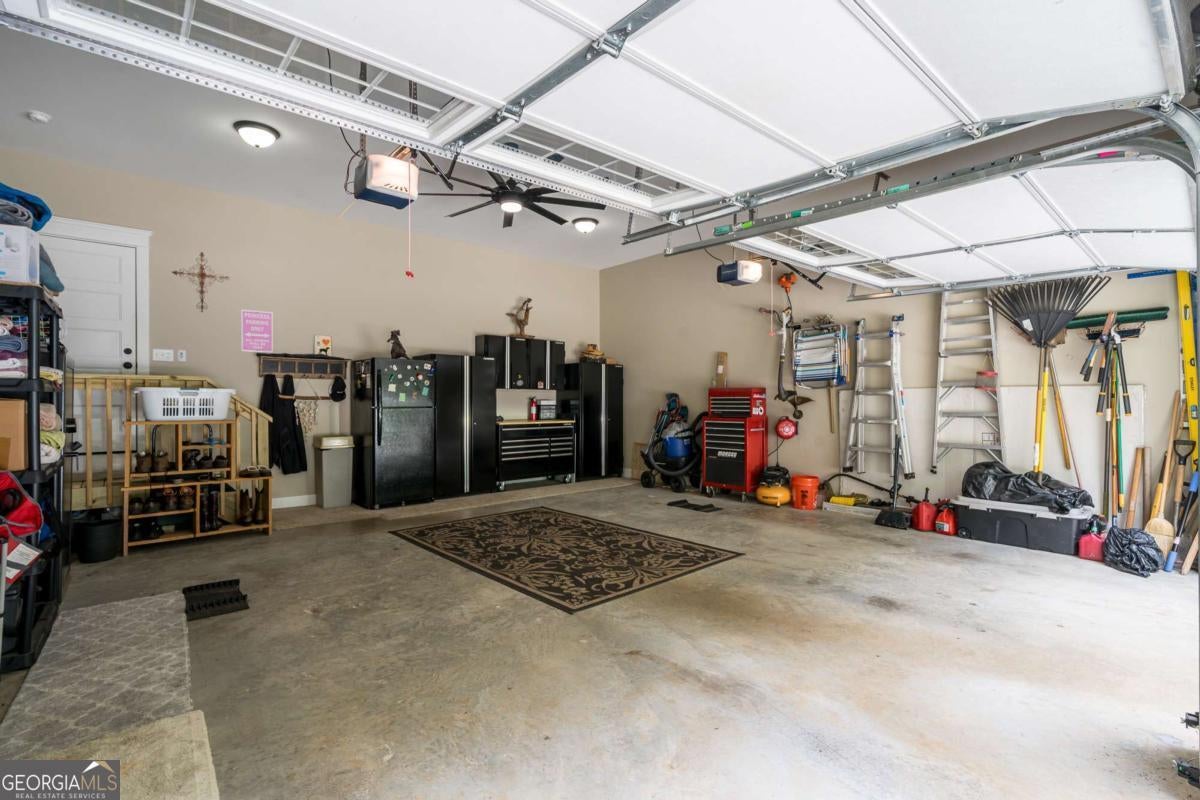 Talking Rock, Georgia, 30175, United States, 3 Bedrooms Bedrooms, ,2 BathroomsBathrooms,Residential,For Sale,1972070