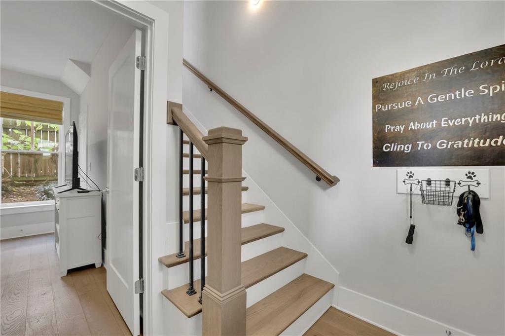 Atlanta, Georgia, 30316, United States, 2 Bedrooms Bedrooms, ,4 BathroomsBathrooms,Residential,For Sale,2007834