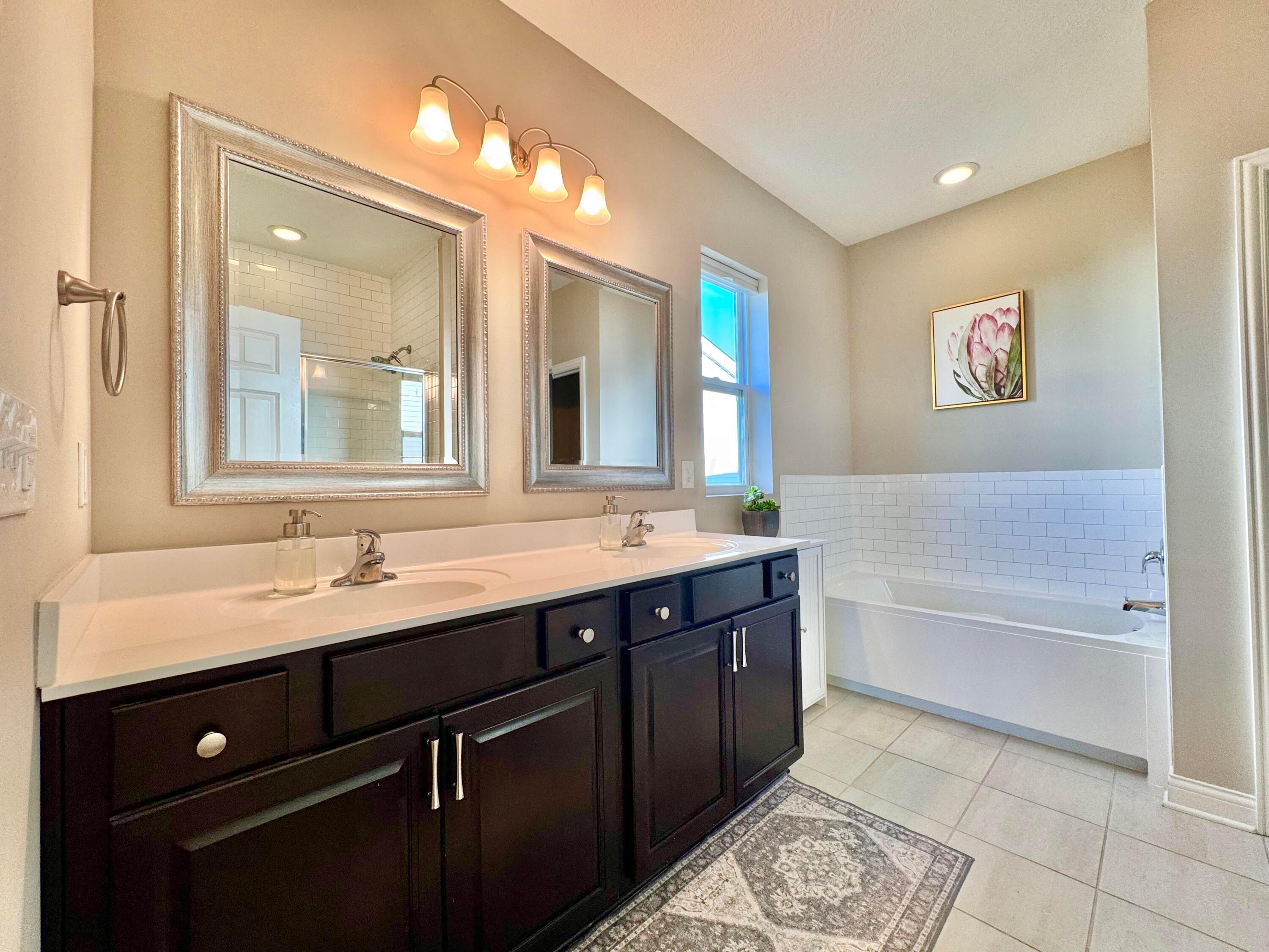 Powell, Ohio, 43065, United States, 3 Bedrooms Bedrooms, ,2 BathroomsBathrooms,Residential,For Sale,1989731