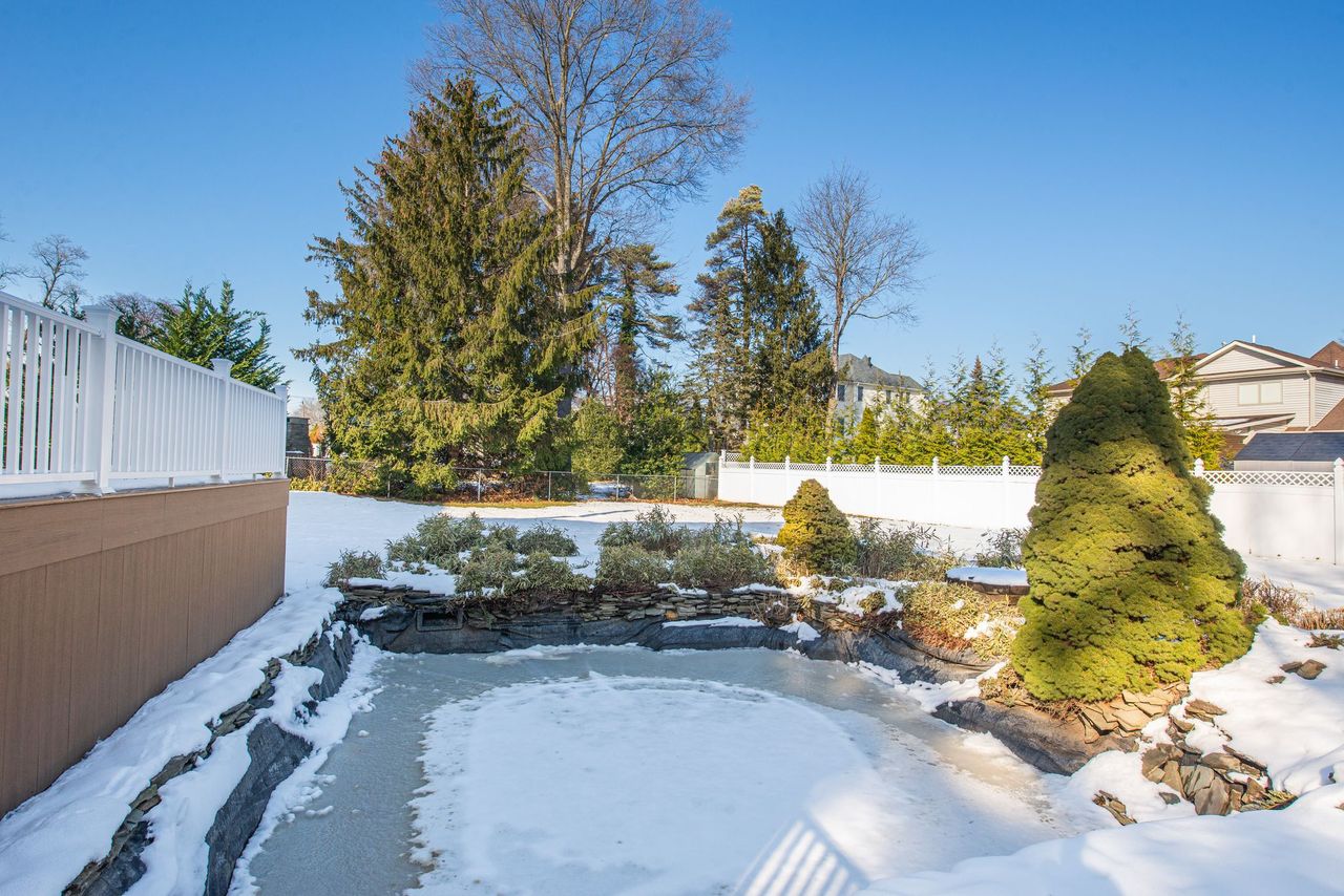 Fairfield, New Jersey, 07004, United States, 4 Bedrooms Bedrooms, ,5 BathroomsBathrooms,Residential,For Sale,2005992