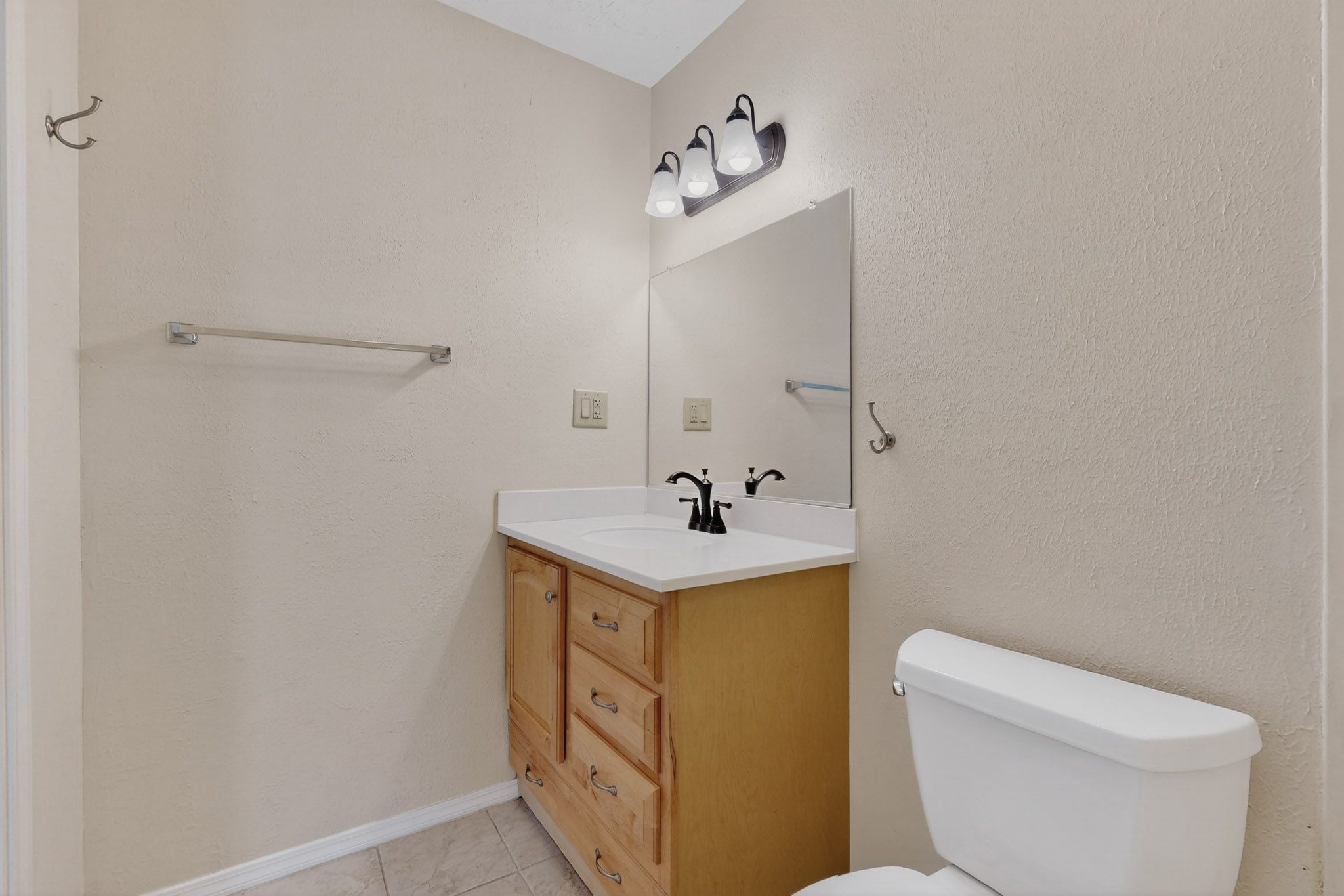 Albuquerque, New Mexico, 87109, United States, 4 Bedrooms Bedrooms, ,3 BathroomsBathrooms,Residential,For Sale,1985766