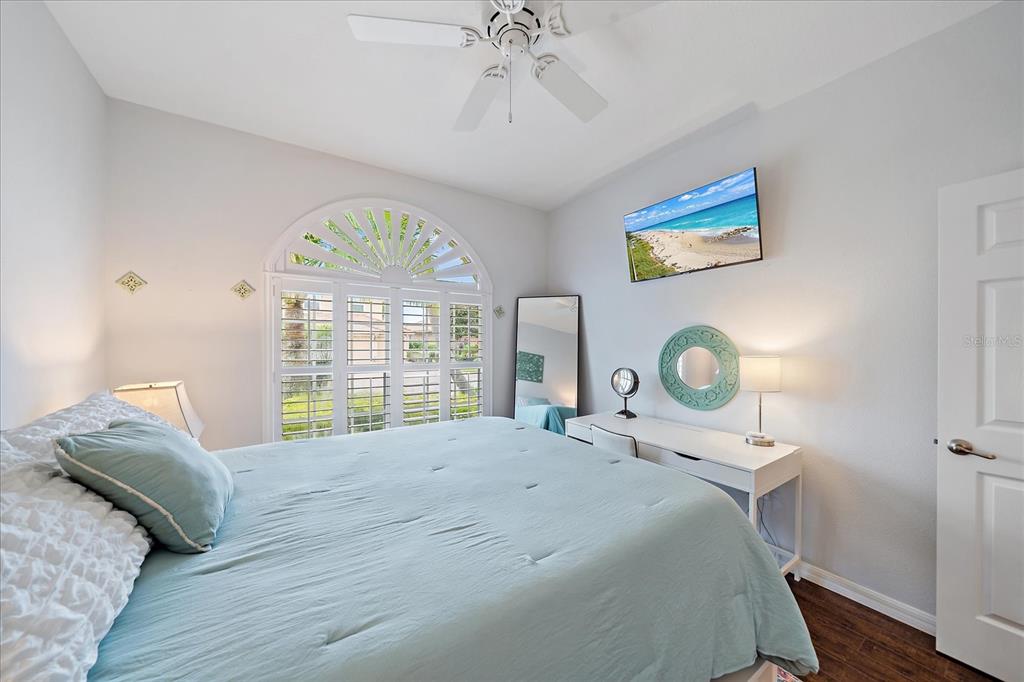 Bradenton, Florida, 34212, United States, 3 Bedrooms Bedrooms, ,2 BathroomsBathrooms,Residential,For Sale,1927218