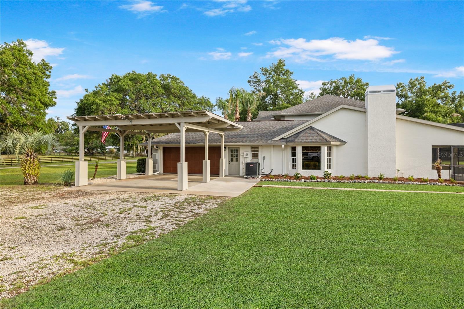Deland, Florida, 32720, United States, 5 Bedrooms Bedrooms, ,3 BathroomsBathrooms,Residential,For Sale,2048830