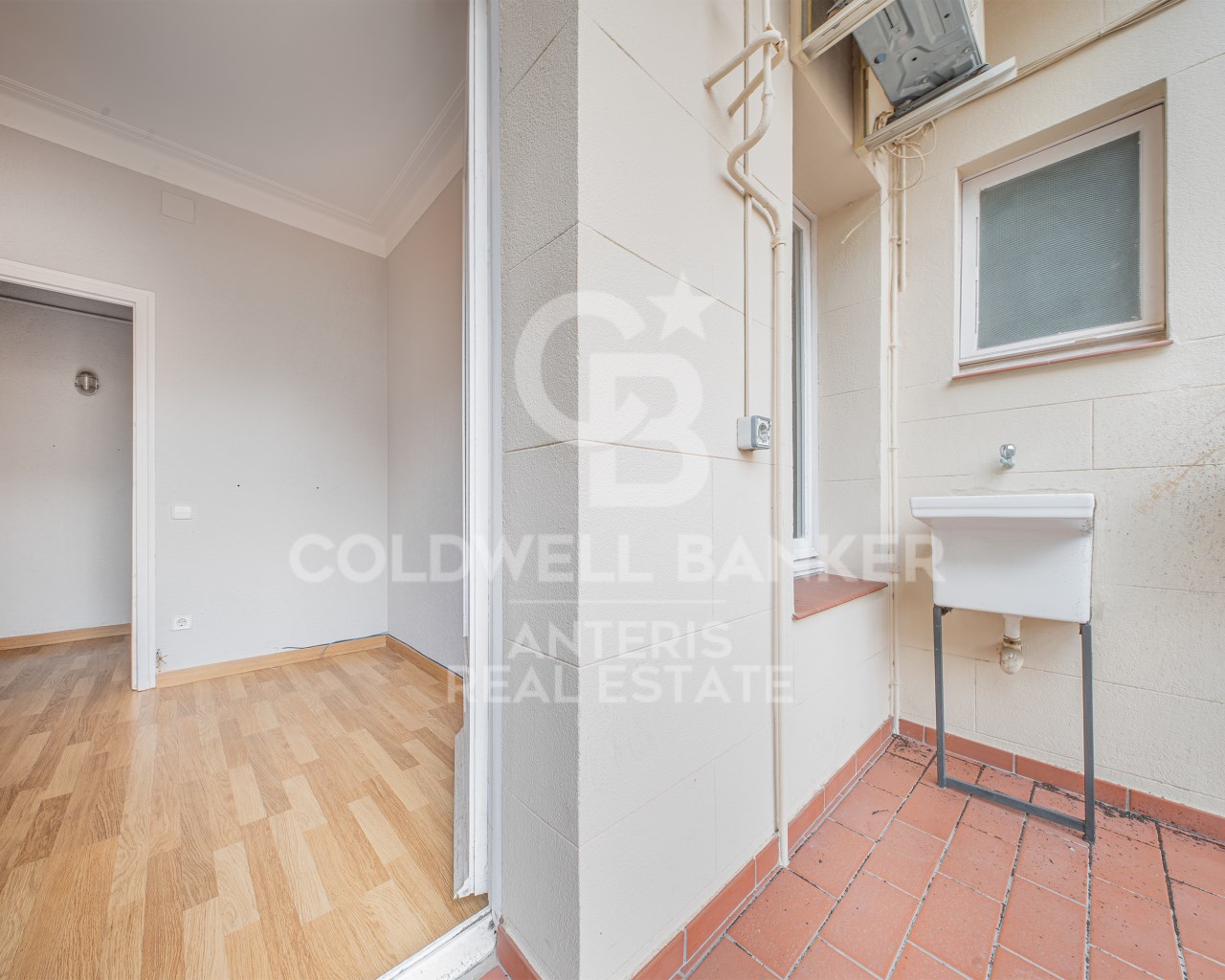 Barcelona, Catalonia, ES, 6 Bedrooms Bedrooms, ,3 BathroomsBathrooms,Residential,For Sale,1907605