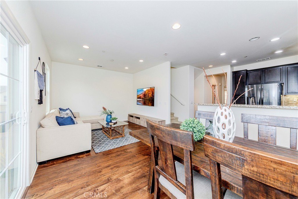 Santa Fe Springs, California, 90670, United States, 4 Bedrooms Bedrooms, ,3 BathroomsBathrooms,Residential,For Sale,1849059