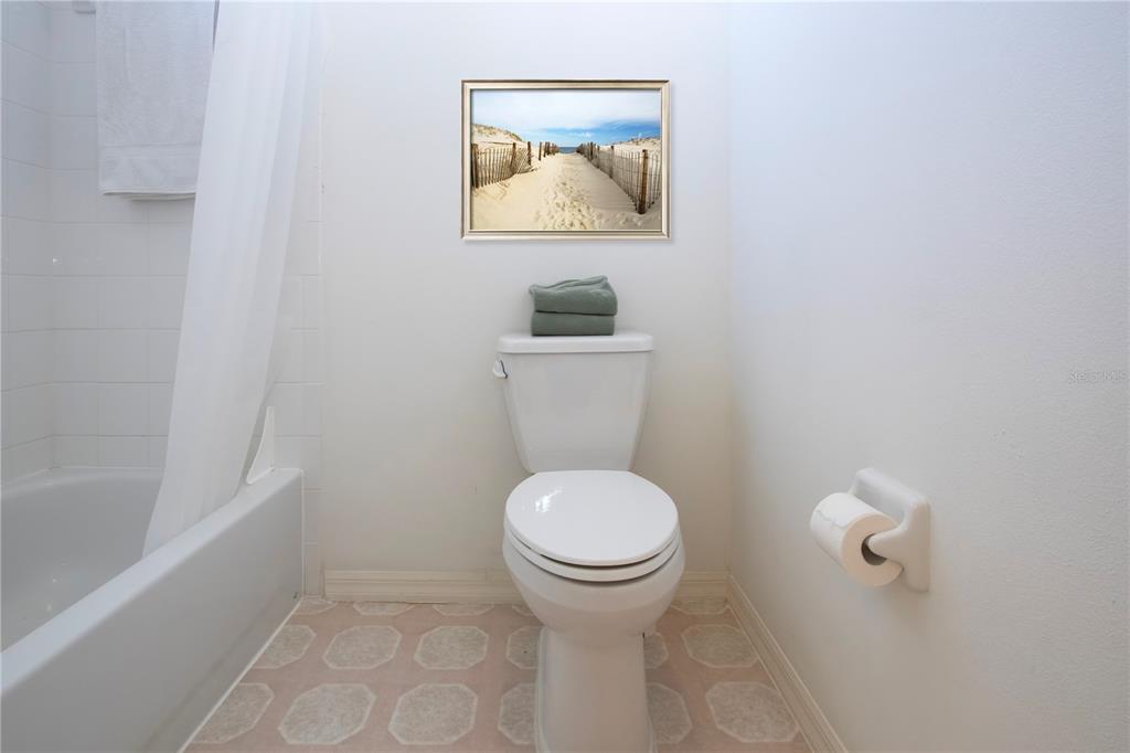 Ellenton, Florida, 34222, United States, 4 Bedrooms Bedrooms, ,3 BathroomsBathrooms,Residential,For Sale,1988008