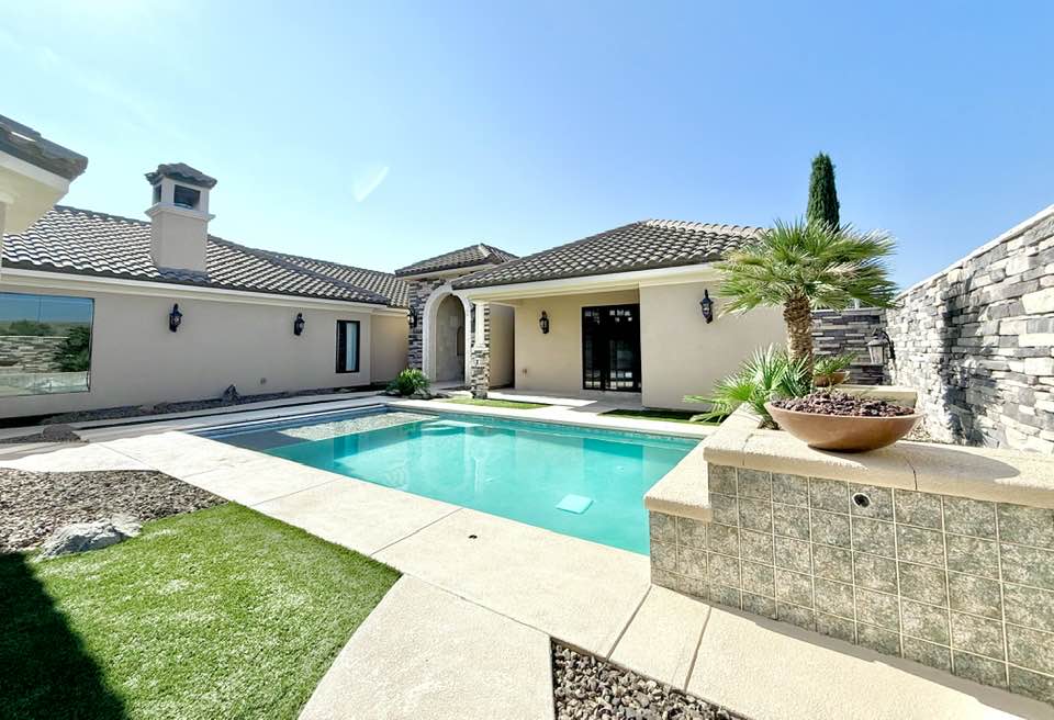 Carlsbad, New Mexico, 88220, United States, 4 Bedrooms Bedrooms, ,6 BathroomsBathrooms,Residential,For Sale,1974885