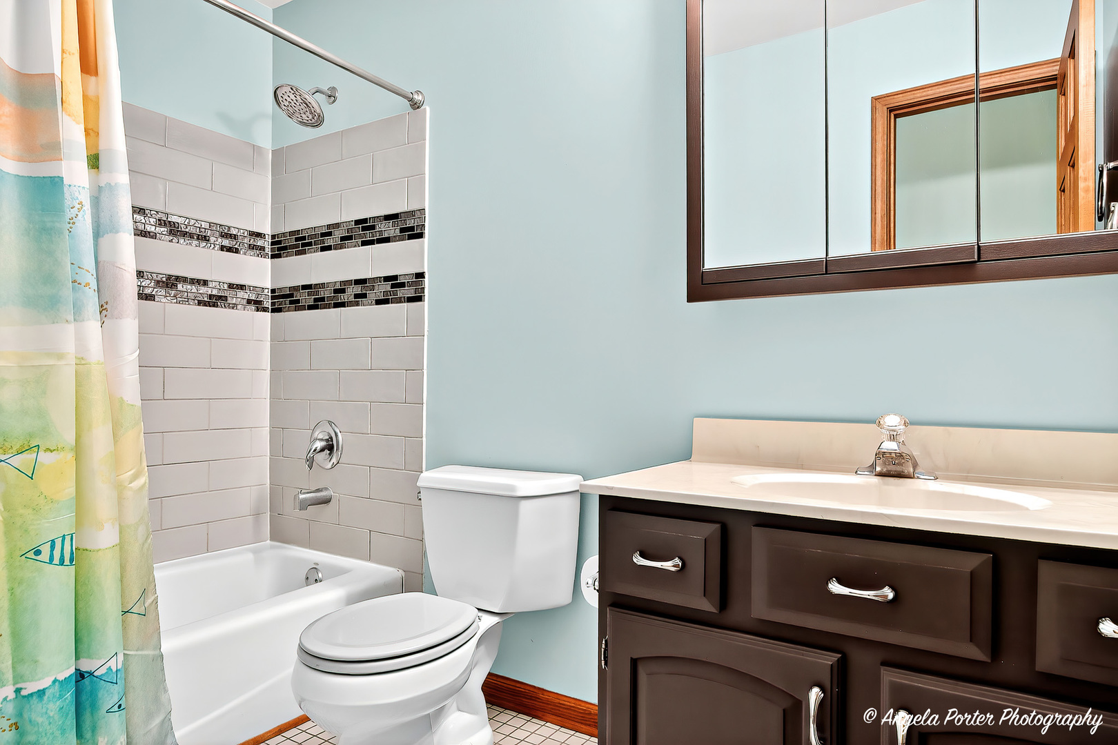 Crystal Lake, Illinois, 60012, United States, 4 Bedrooms Bedrooms, ,3 BathroomsBathrooms,Residential,For Sale,1982844