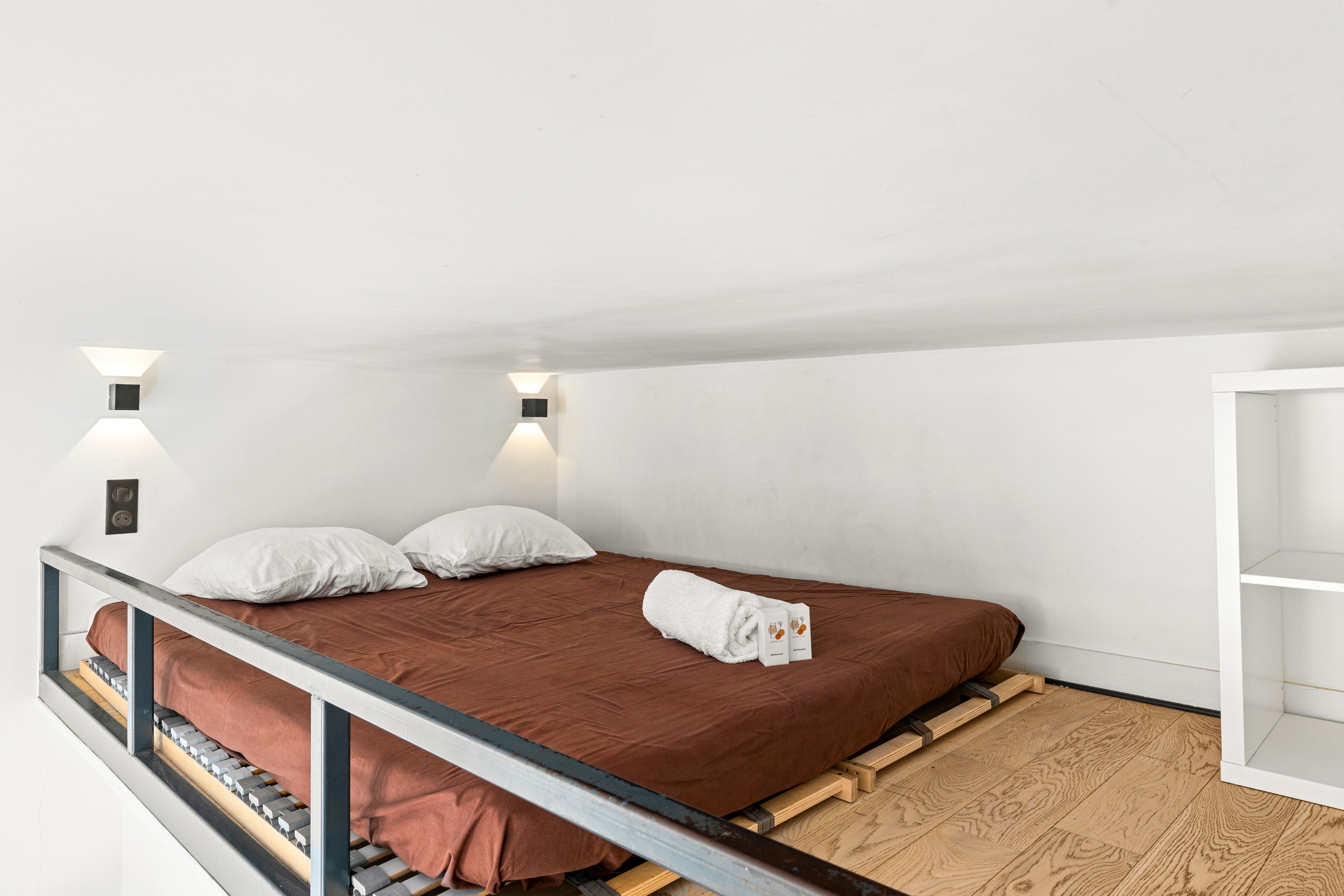  Nice Port, duplex apartment with mezzanine in a sought after central location - 物件實景