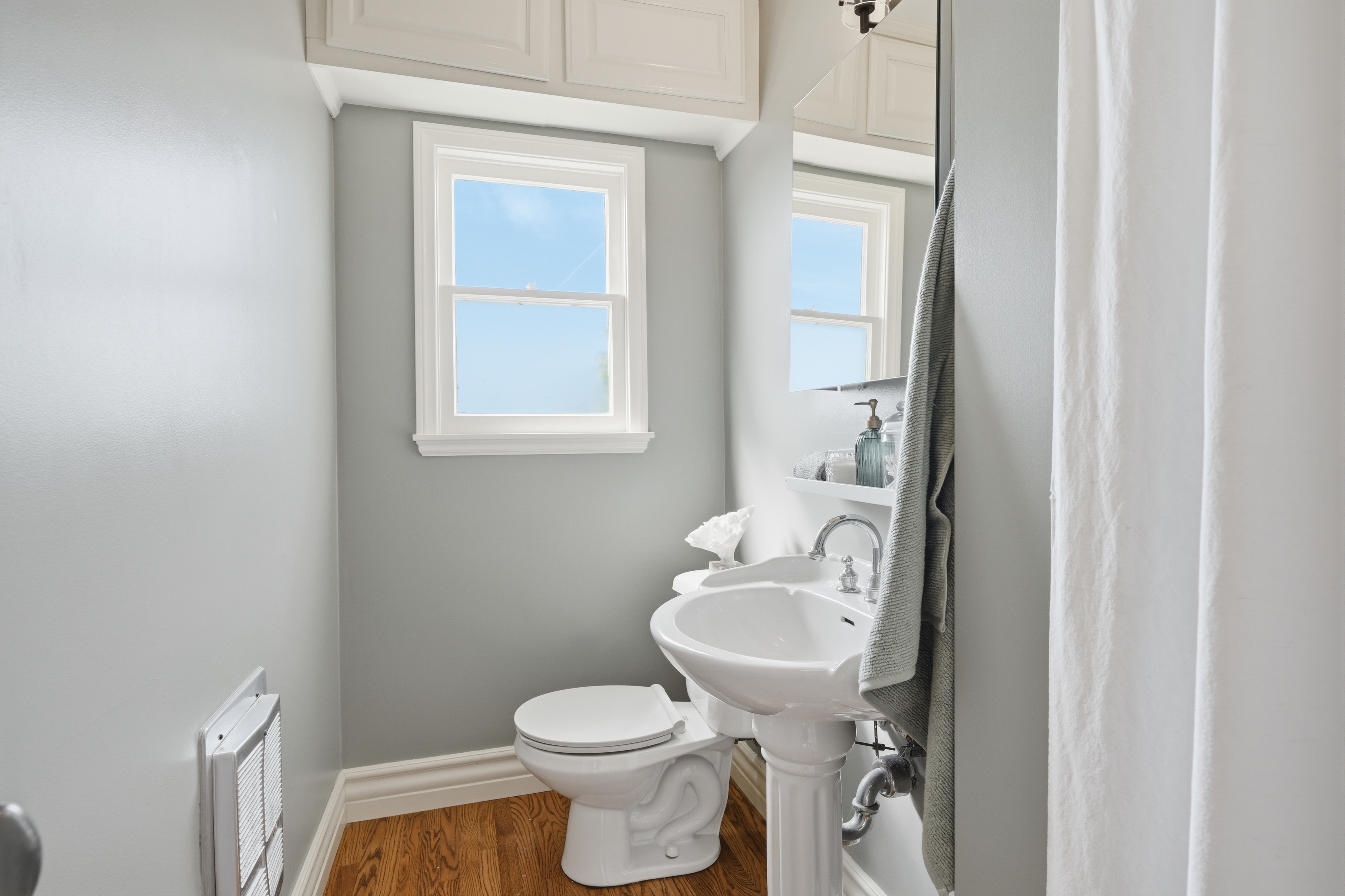  420 Vía Malaga, Redondo Beach, CA 90277 - 物件實景