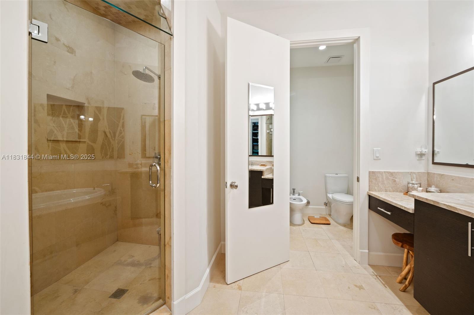 Miami, Florida, 33143, United States, 3 Bedrooms Bedrooms, ,4 BathroomsBathrooms,Residential,For Sale,1885416