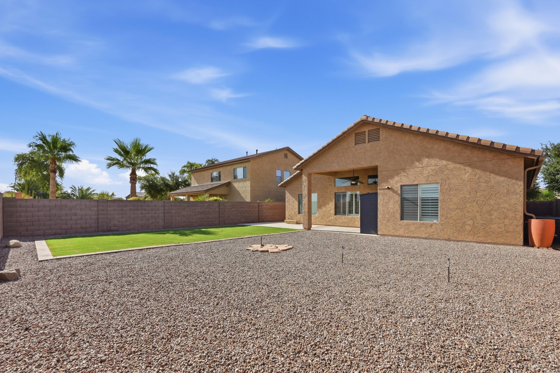  44082 W Adobe Circle¦Maricopa, AZ - 物件實景