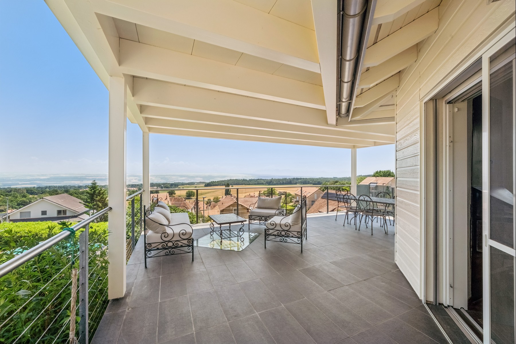  Contemporary architect-designed villa with spectacular spaces, at the foot of Le - 物件實景