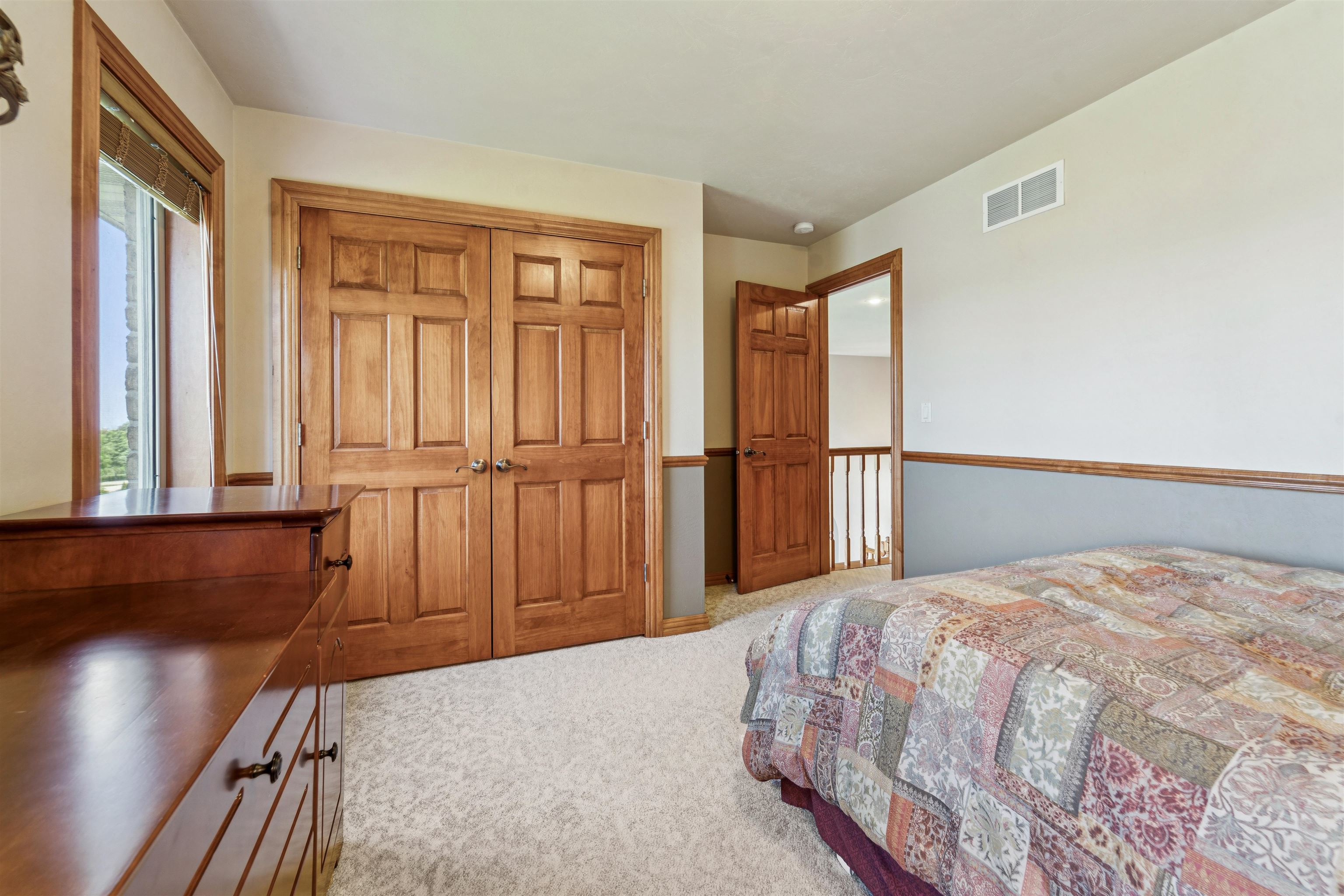 GREEN BAY, Wisconsin, 54311, United States, 4 Bedrooms Bedrooms, ,4 BathroomsBathrooms,Residential,For Sale,1911025