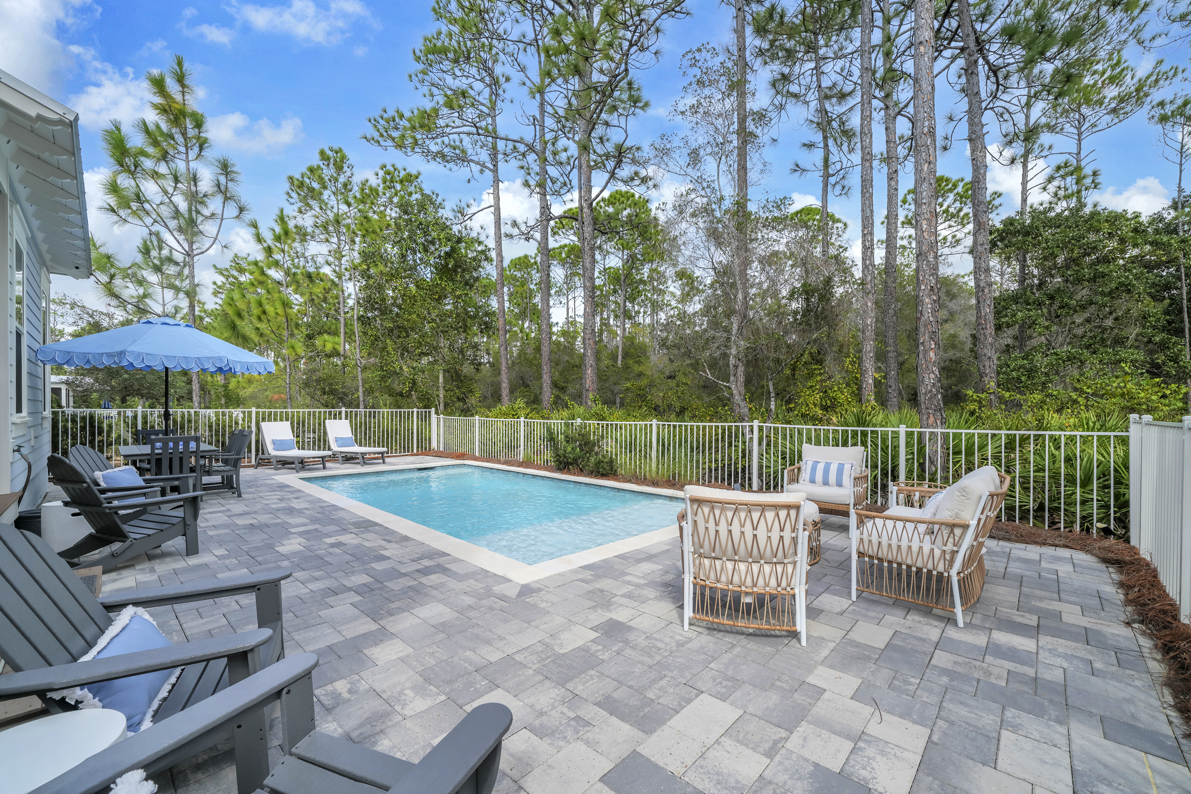  Furnished Forest-Backed Home with Private Pool & Dreamy Outdoor Spaces - 物件實景
