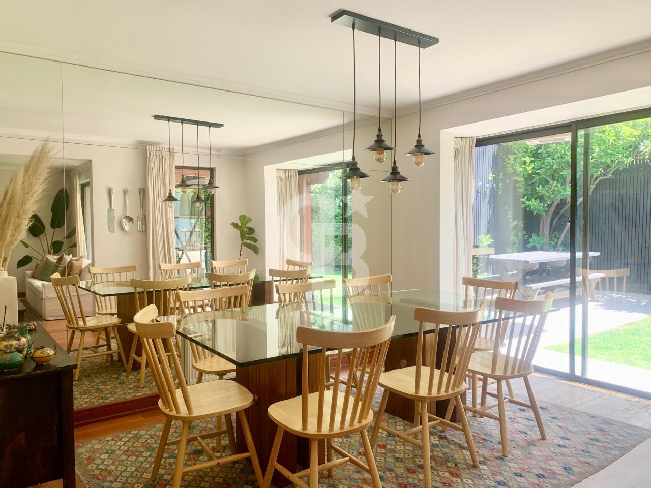 Lo Barnechea, Chile, 6 Bedrooms Bedrooms, ,5 BathroomsBathrooms,Residential,For Sale,1998928