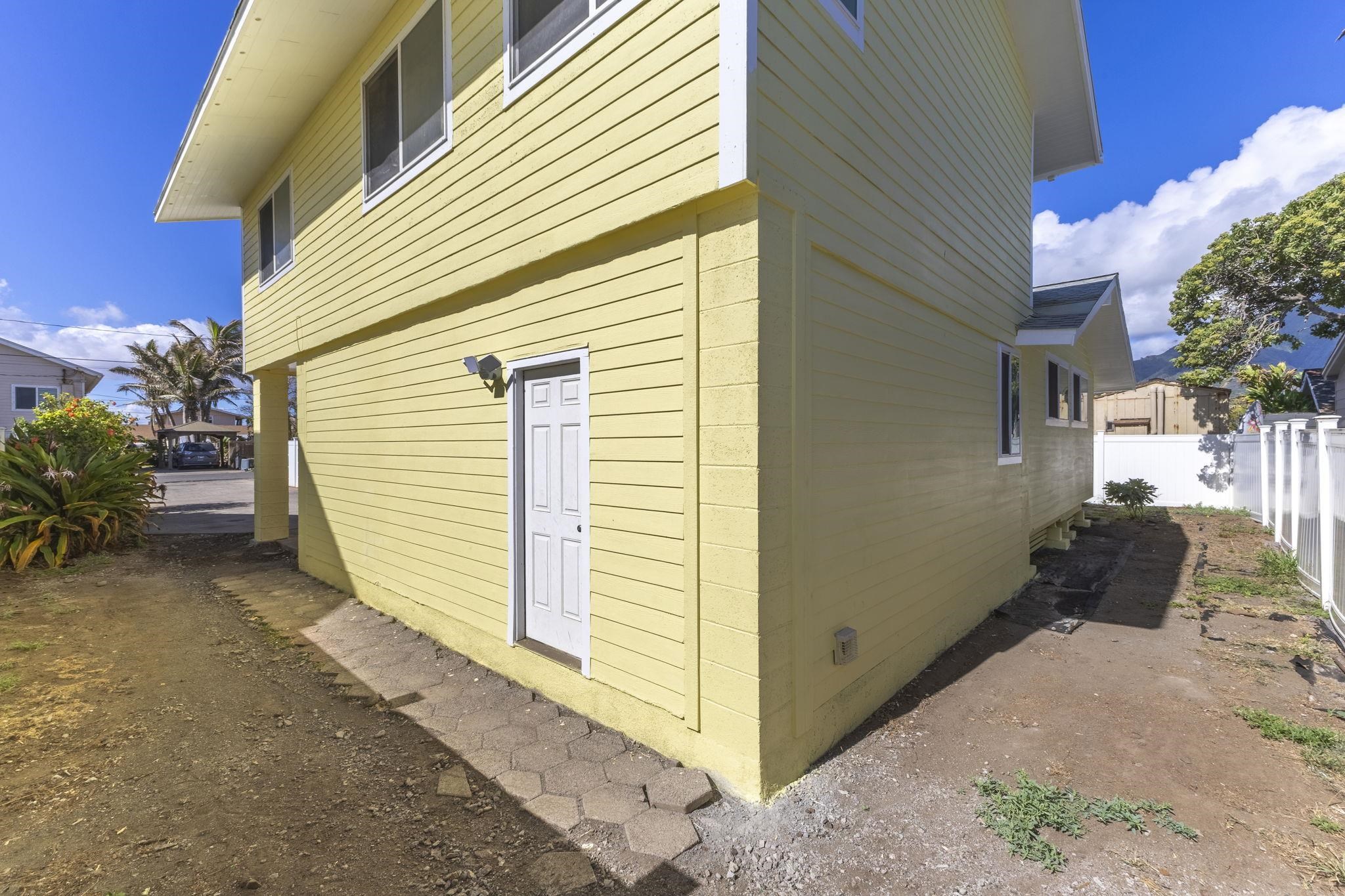 Wailuku, Hawaii, 96793, United States, 3 Bedrooms Bedrooms, ,4 BathroomsBathrooms,Residential,For Sale,1848870