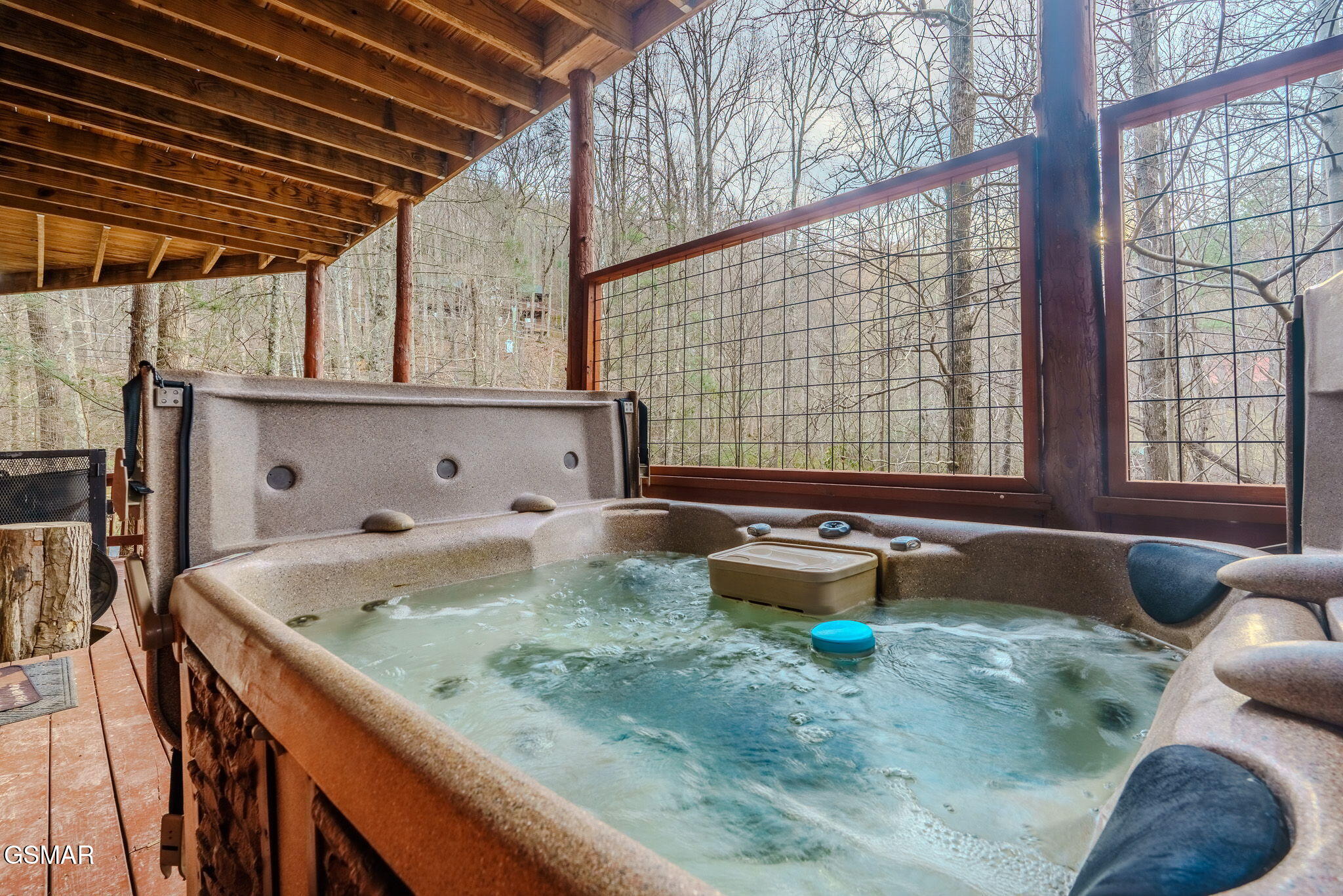 Sevierville, Tennessee, 37862, United States, 3 Bedrooms Bedrooms, ,3 BathroomsBathrooms,Residential,For Sale,2031500