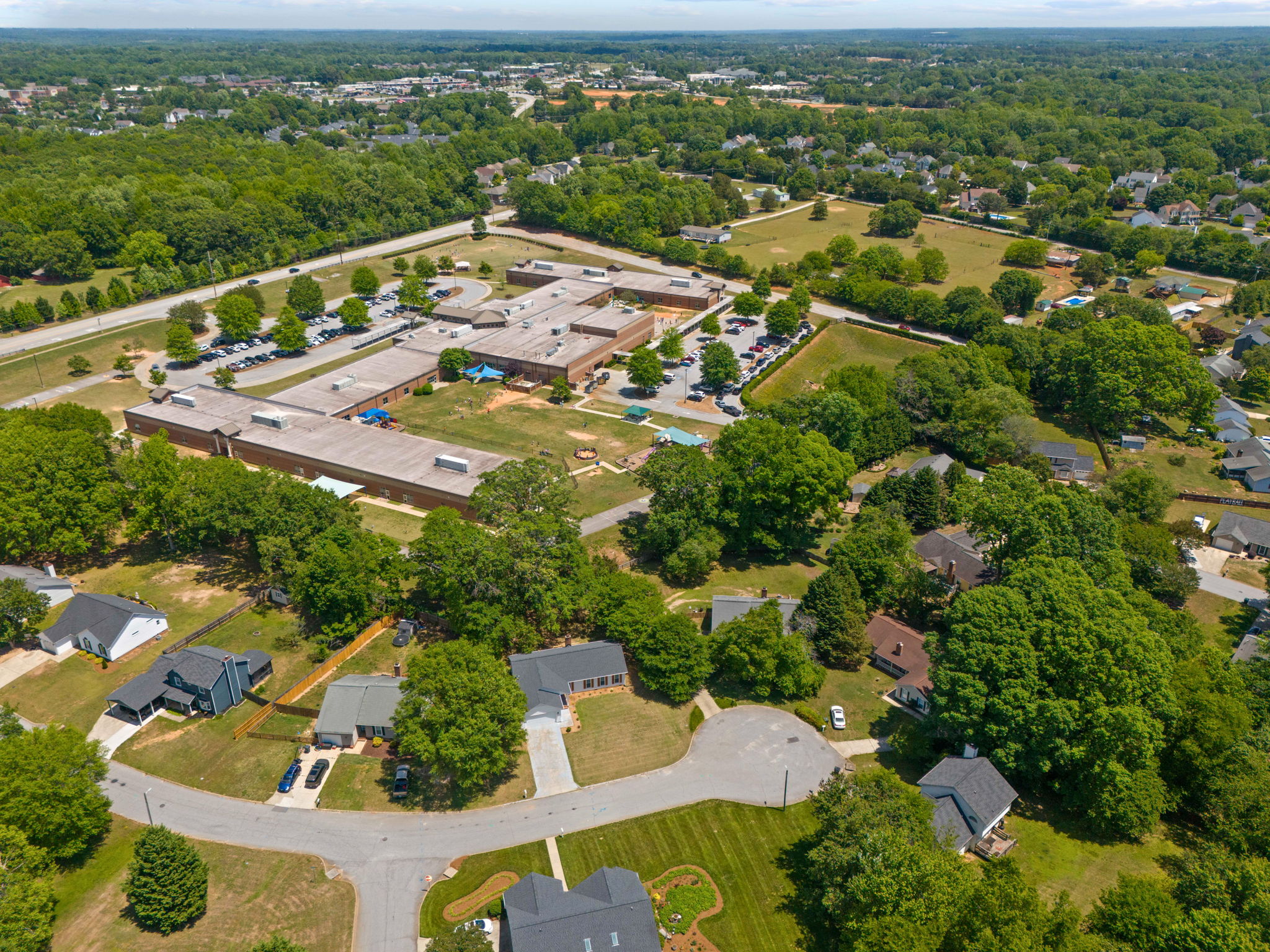  401 Belcross Drive, Simpsonville, SC 29681 - 物件實景