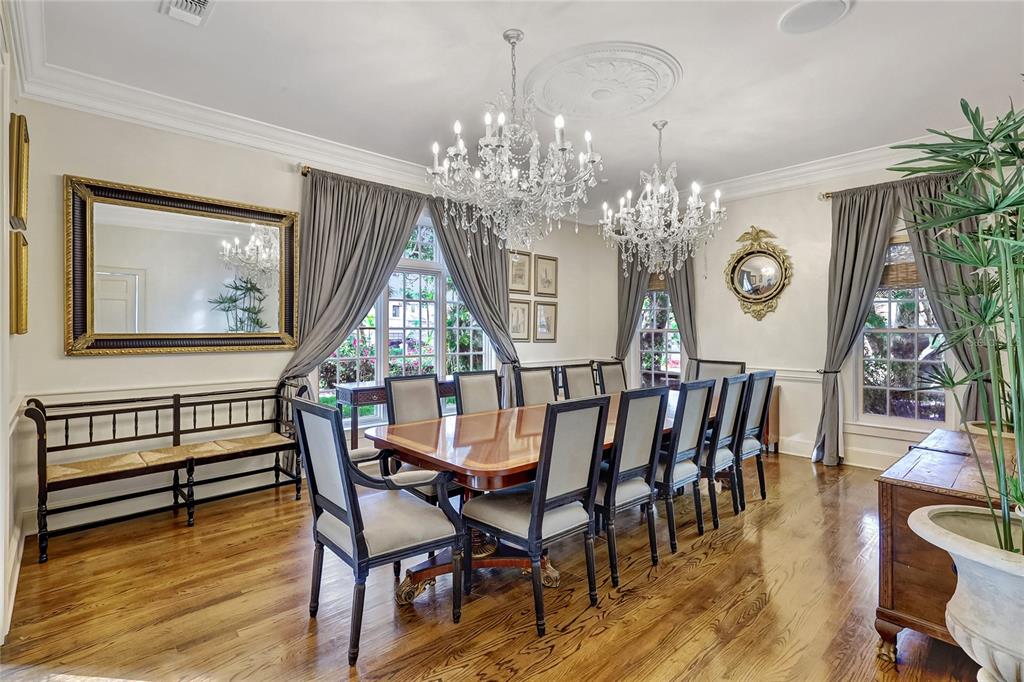 Tampa, Florida, 33611, United States, 5 Bedrooms Bedrooms, ,7 BathroomsBathrooms,Residential,For Sale,1988340