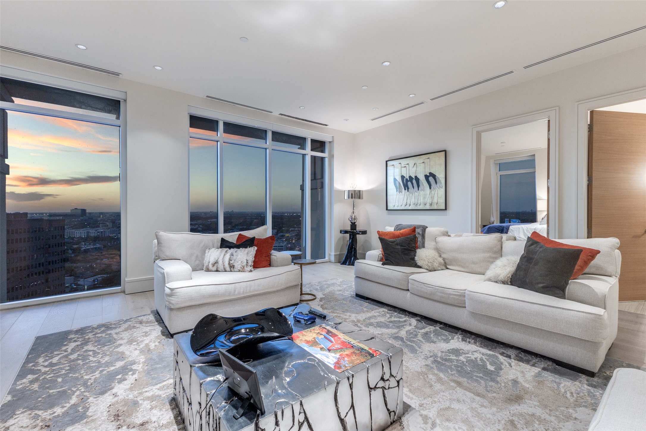 Dallas, Texas, 75219, United States, 3 Bedrooms Bedrooms, ,4 BathroomsBathrooms,Residential,For Sale,1993502