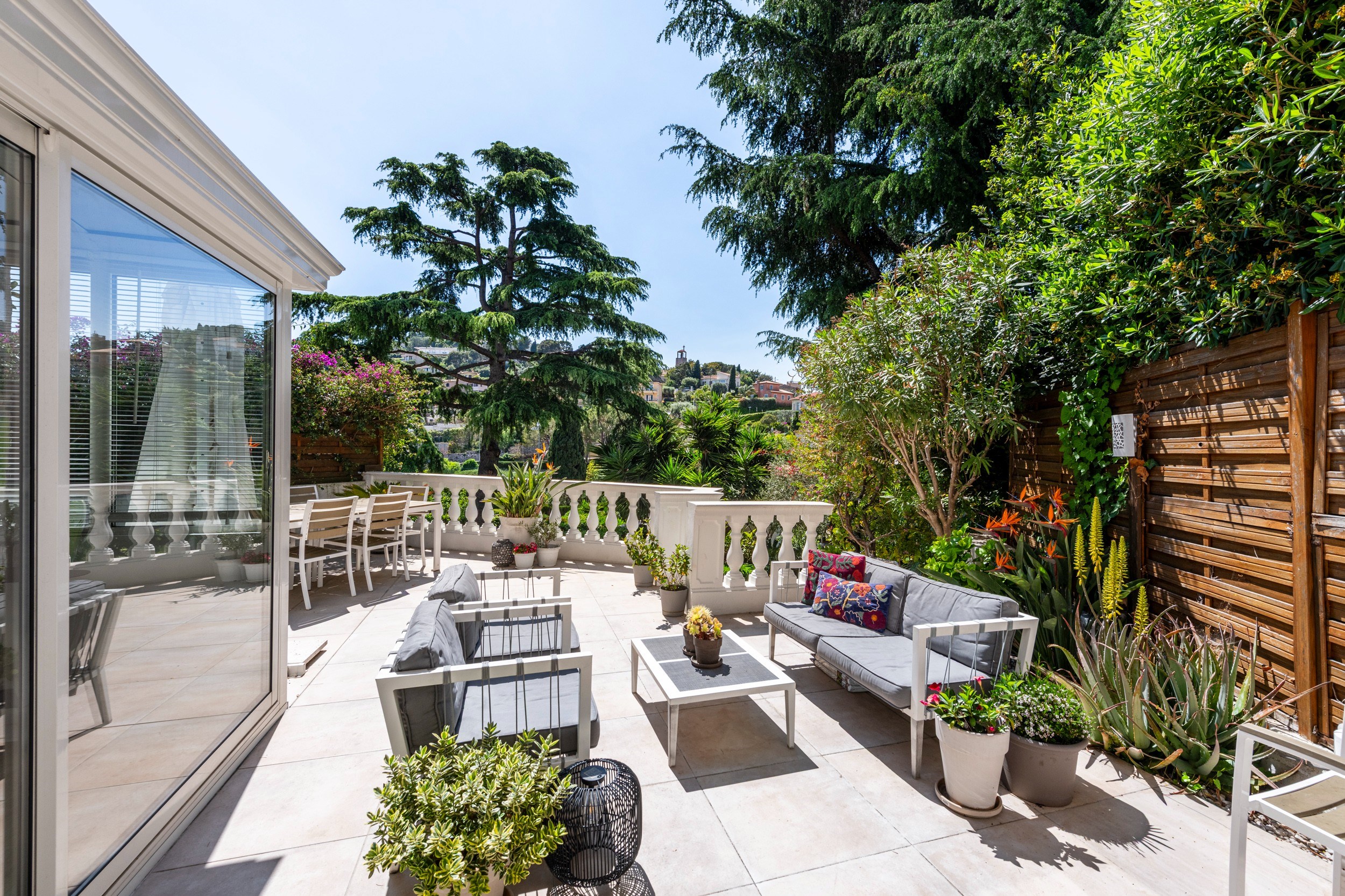  Villefranche-sur-Mer private residence in Corne d’Or with garden and terrace ne… - 物件實景