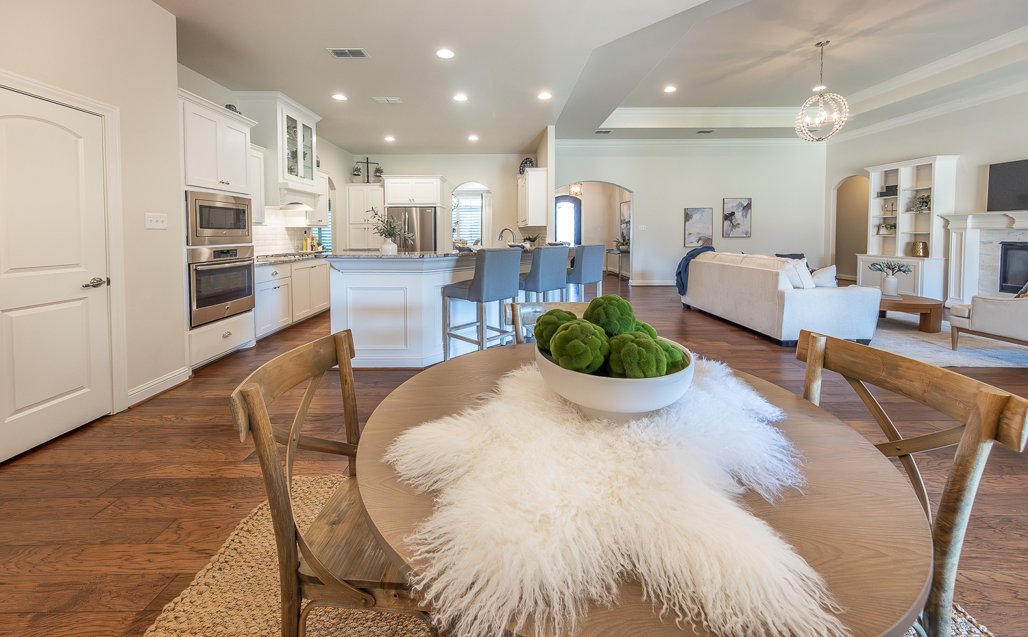 Lubbock, Texas, 79423, United States, 4 Bedrooms Bedrooms, ,3 BathroomsBathrooms,Residential,For Sale,1859546