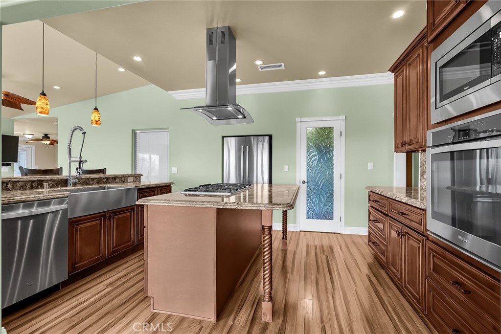 Jurupa Valley, California, 92509, United States, 3 Bedrooms Bedrooms, ,2 BathroomsBathrooms,Residential,For Sale,1939964