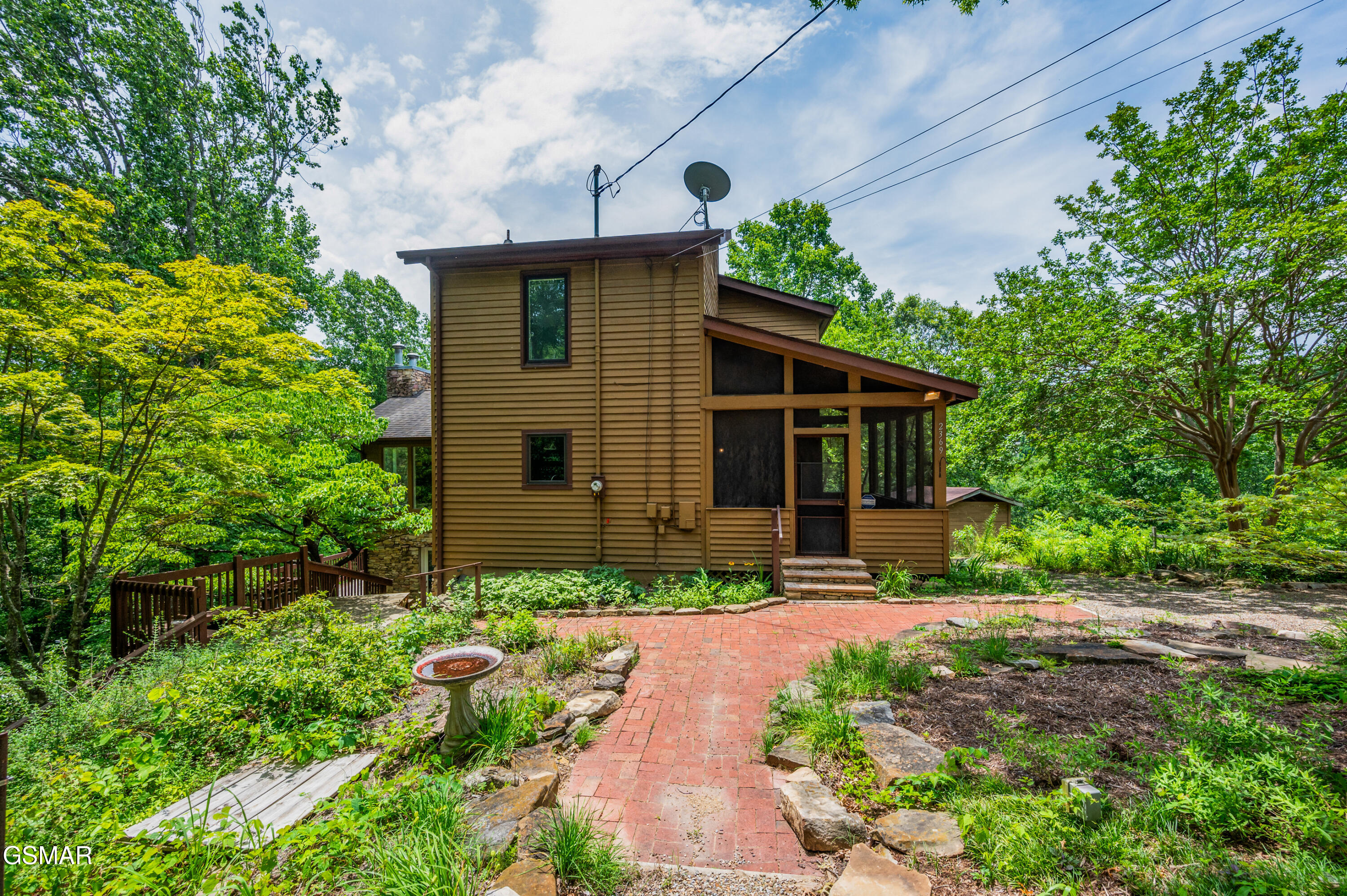 Pigeon Forge, Tennessee, 37863, United States, 3 Bedrooms Bedrooms, ,3 BathroomsBathrooms,Residential,For Sale,1978276