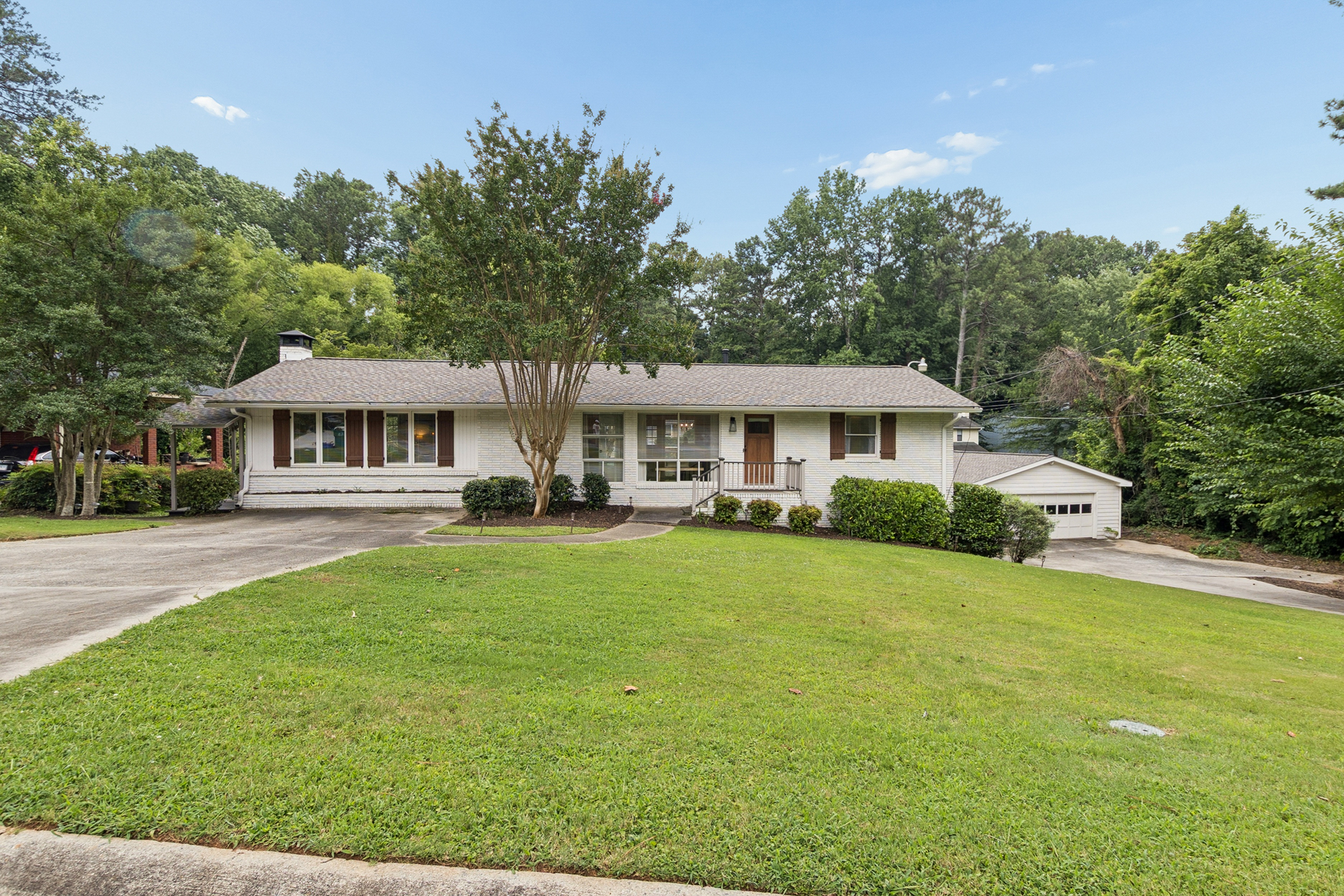  Updated Ranch in Coveted Forest Hills - 物件實景