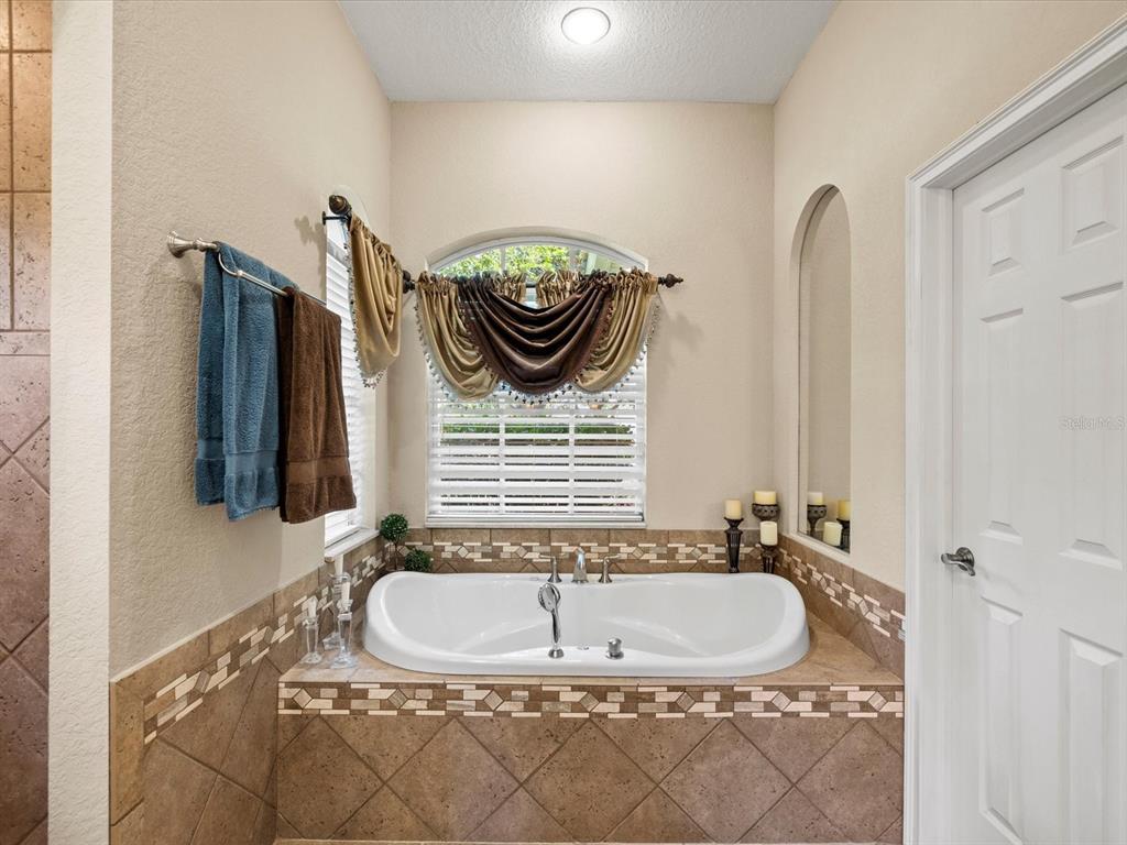 Lutz, Florida, 33549, United States, 4 Bedrooms Bedrooms, ,3 BathroomsBathrooms,Residential,For Sale,2049389