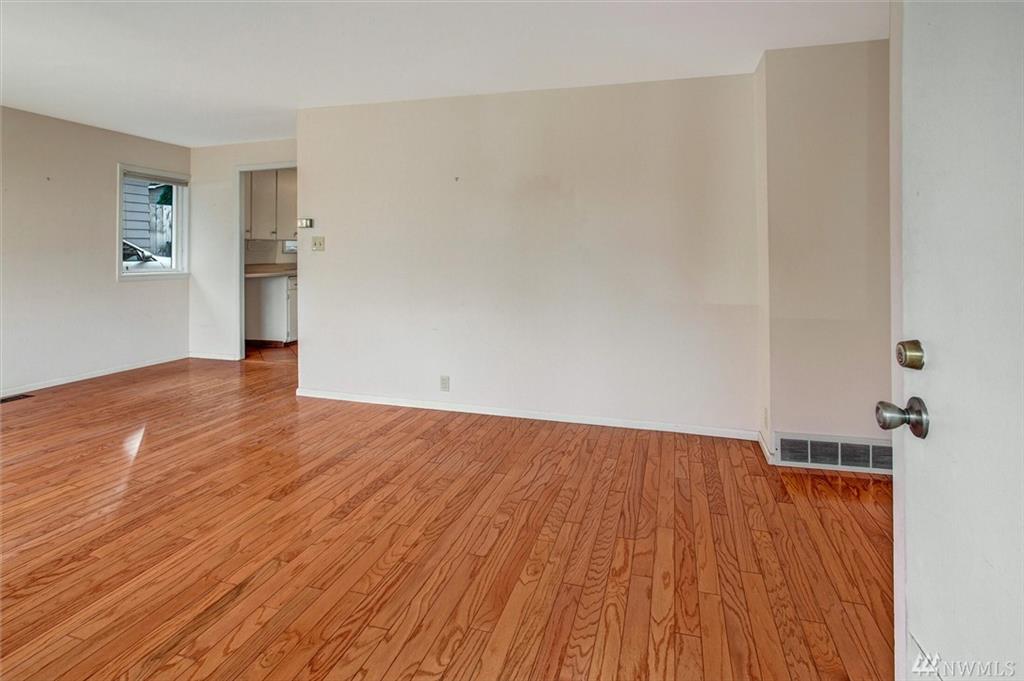 8911 20th Ave NE, Seattle, Washington, 98115, United States, 2 Bedrooms Bedrooms, ,1 BathroomBathrooms,Residential,For Sale,8911 20th Ave NE,1462257