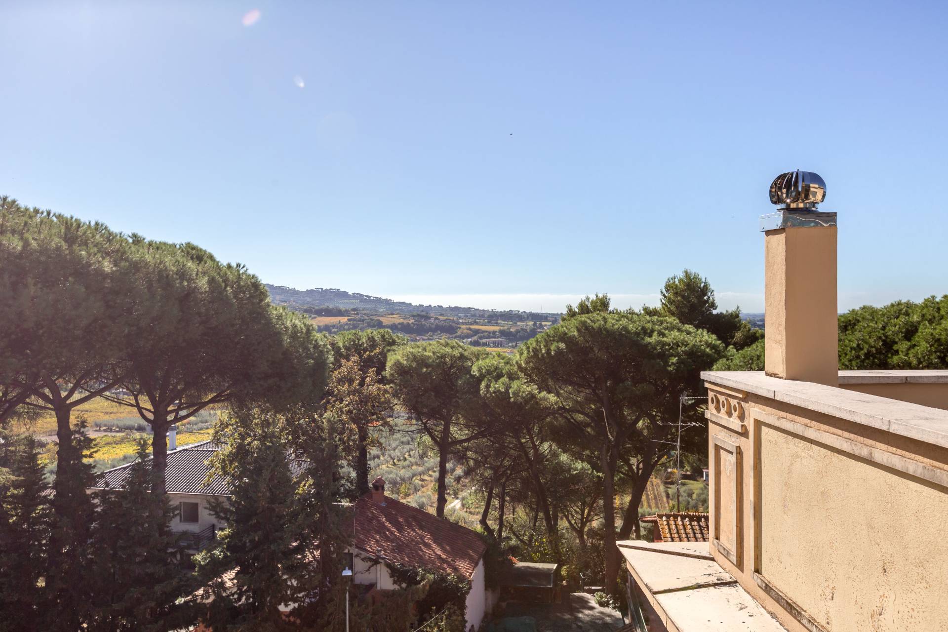 Grottaferrata, Roma, 00046, IT, 4 Bedrooms Bedrooms, ,2 BathroomsBathrooms,Residential,For Sale,1989453