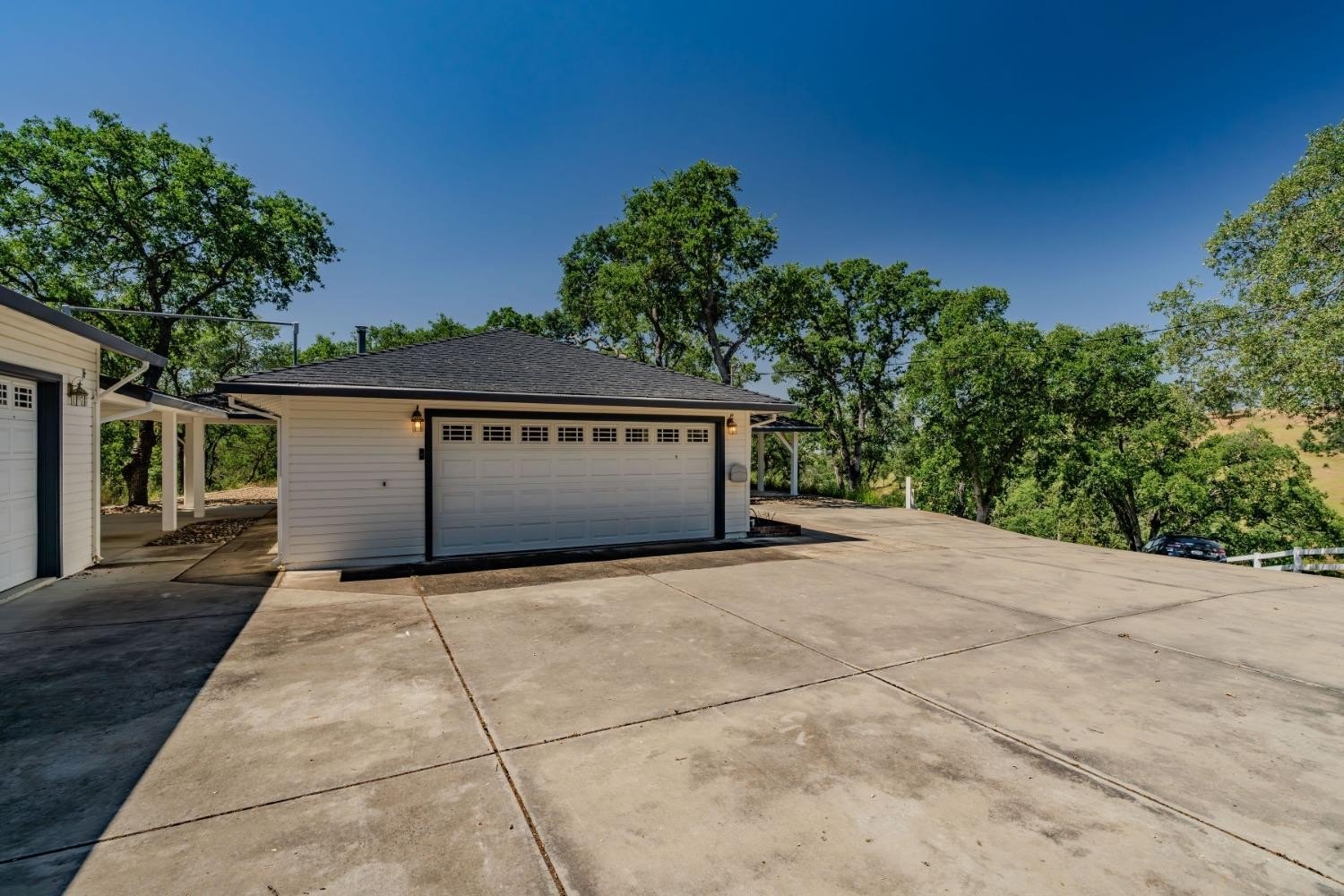 Valley Springs, California, 95252, United States, 3 Bedrooms Bedrooms, ,2 BathroomsBathrooms,Residential,For Sale,1944920