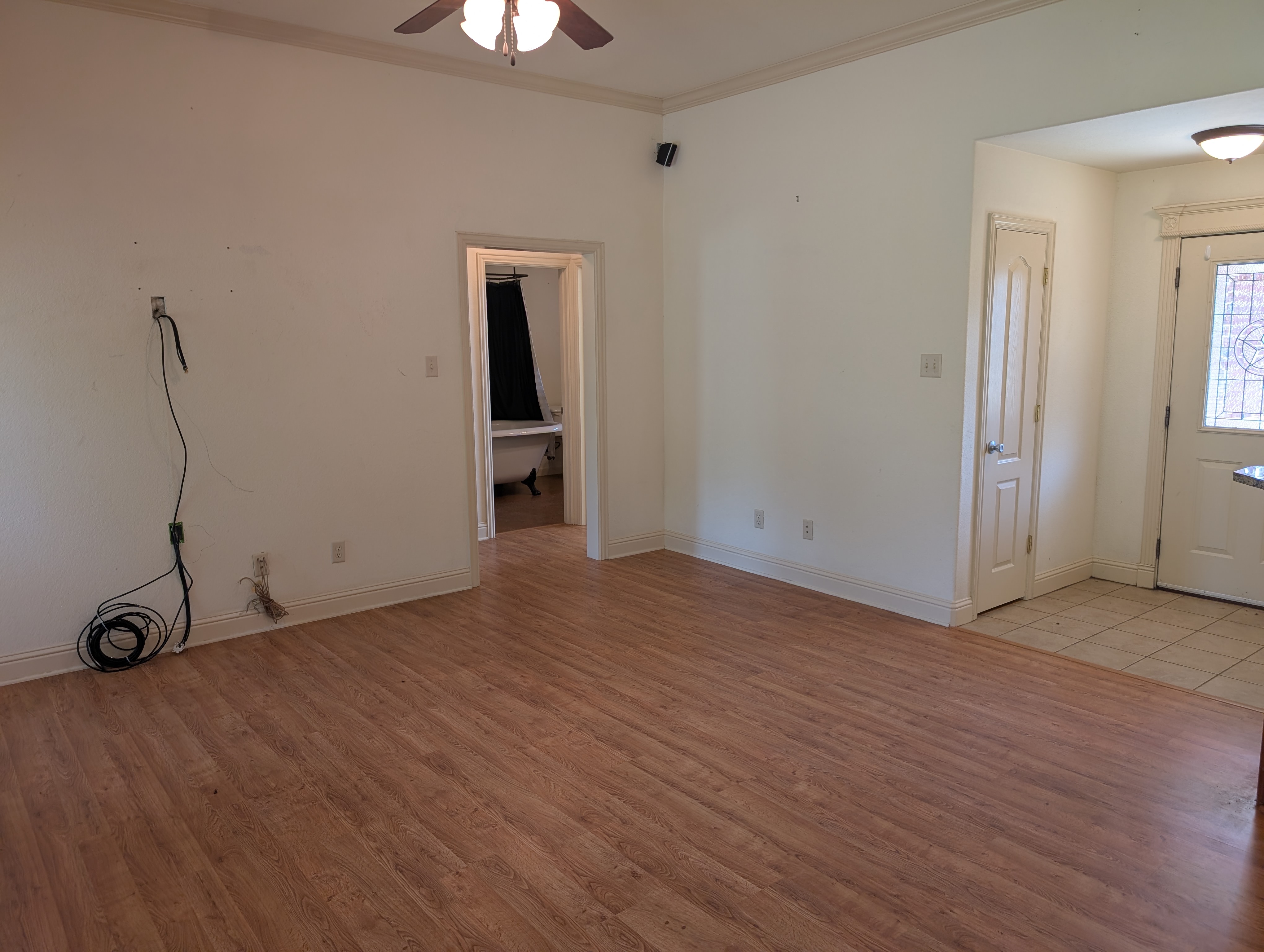 Gun Barrel City, Texas, 75156, United States, 3 Bedrooms Bedrooms, ,2 BathroomsBathrooms,Residential,For Sale,1847516