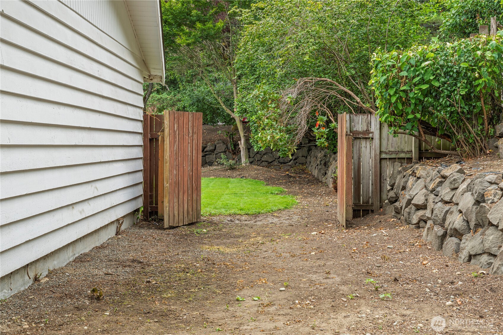 University Place, Washington, 98466, United States, 5 Bedrooms Bedrooms, ,3 BathroomsBathrooms,Residential,For Sale,1910787