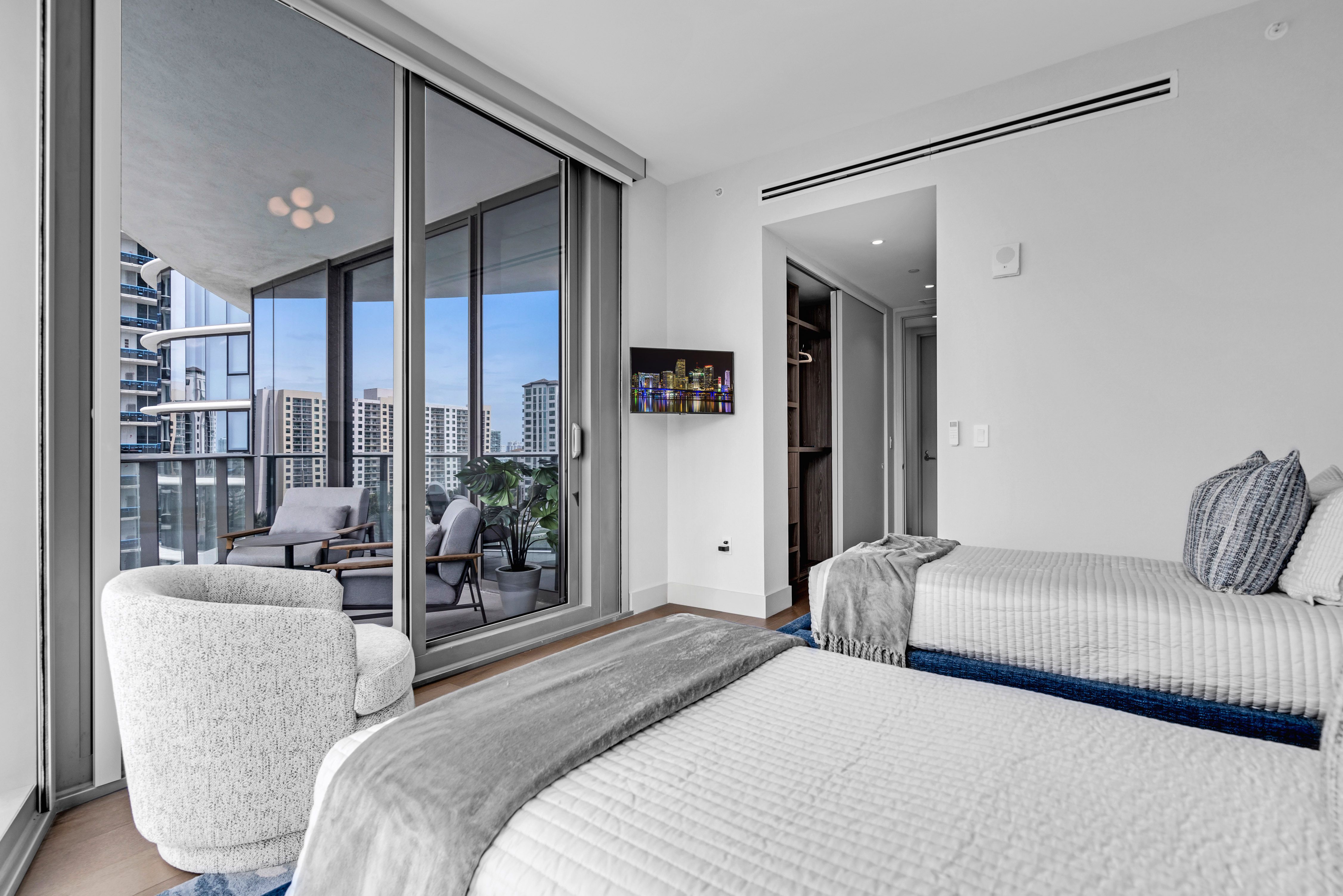  15701 Collins Ave #705, Sunny Isles Beach, FL, 33160 - 物件實景