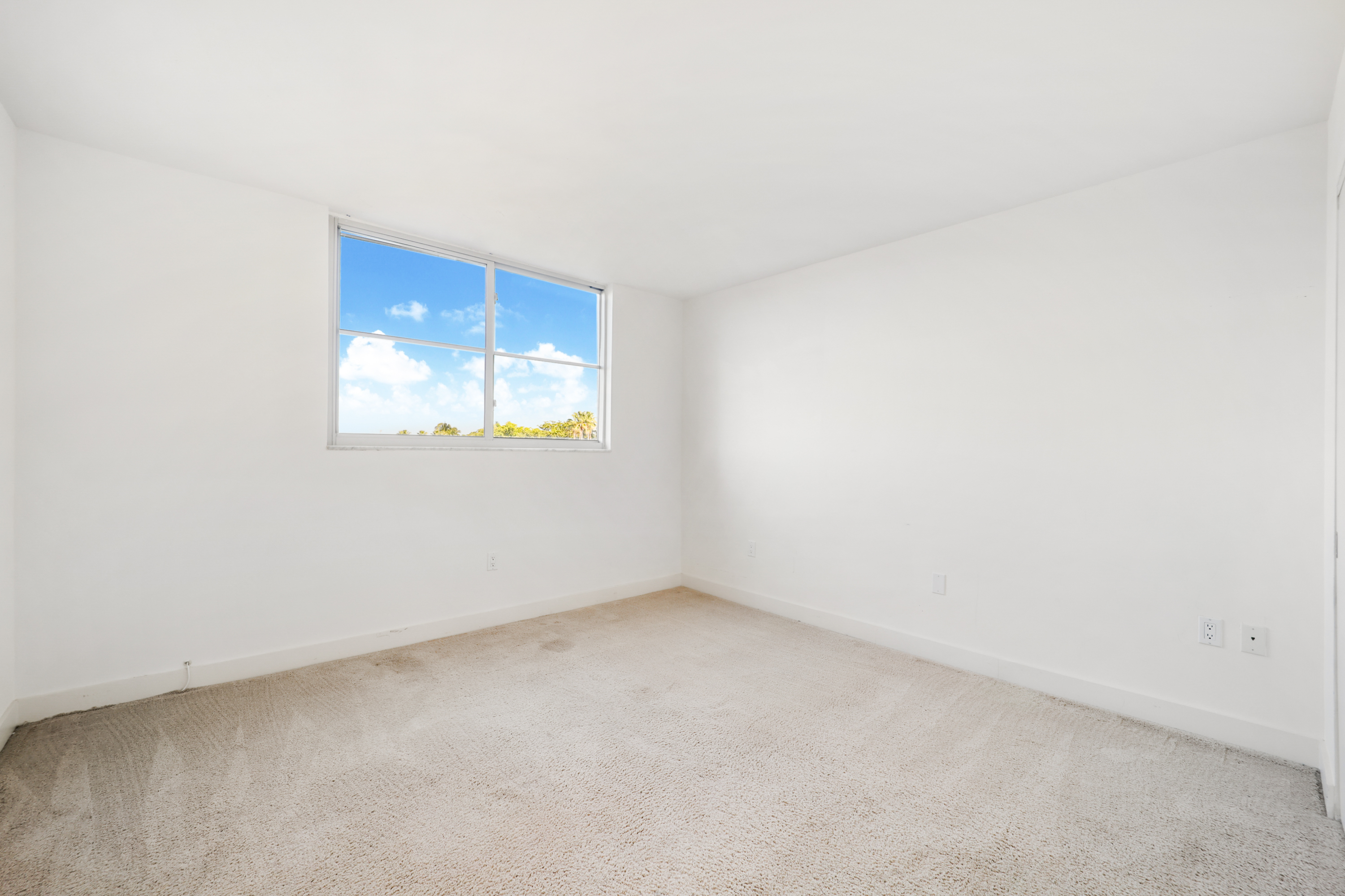  210 Sea View Dr, Key Biscayne, FL, 33149 - 物件實景