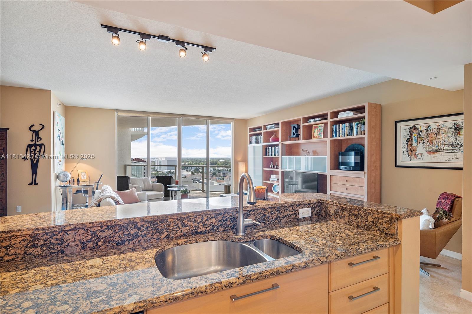 Fort Lauderdale, Florida, 33316, United States, 1 Bedroom Bedrooms, ,2 BathroomsBathrooms,Residential,For Sale,1838693